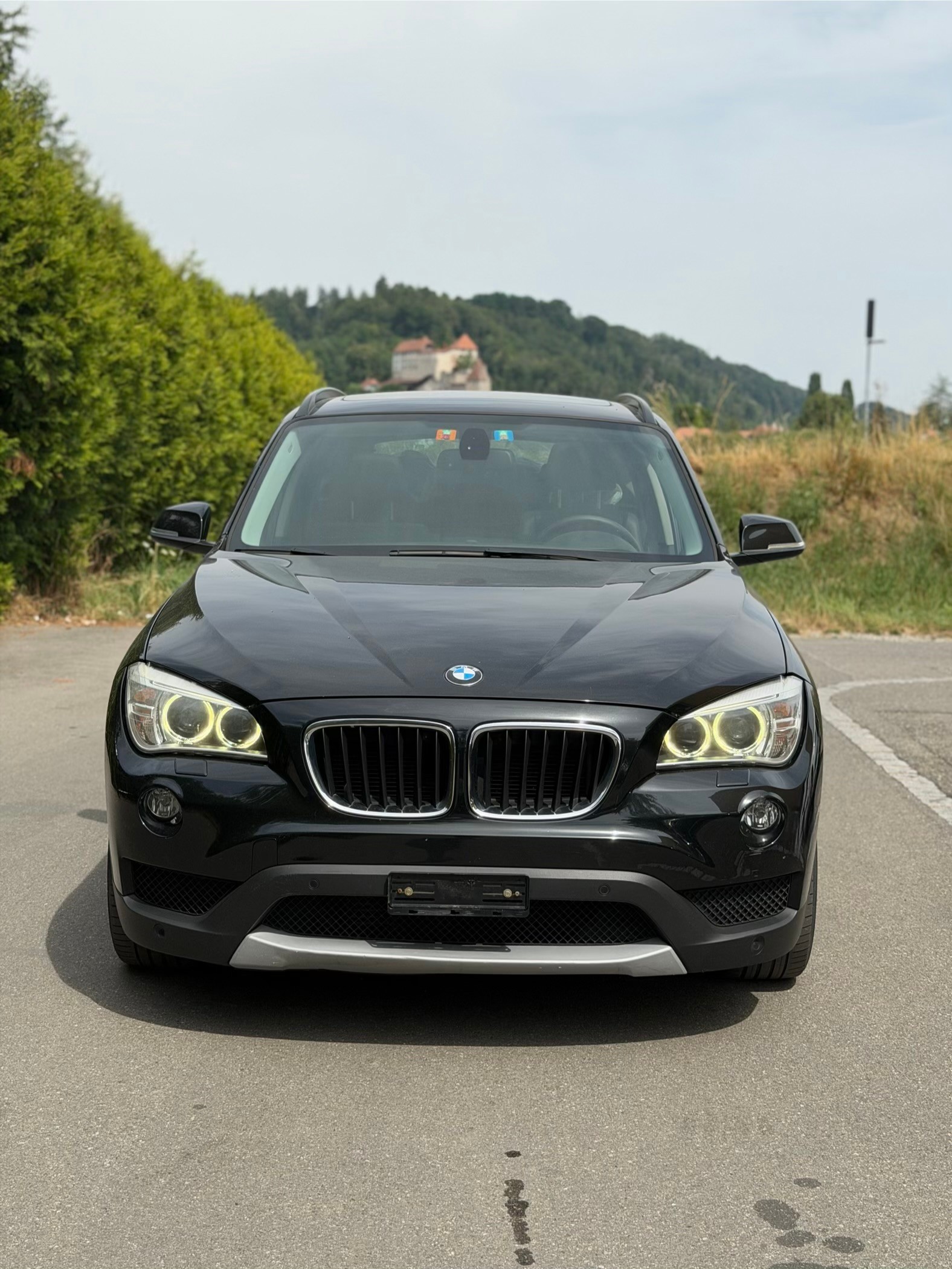 BMW X1 xDrive 20i Steptronic-image-1