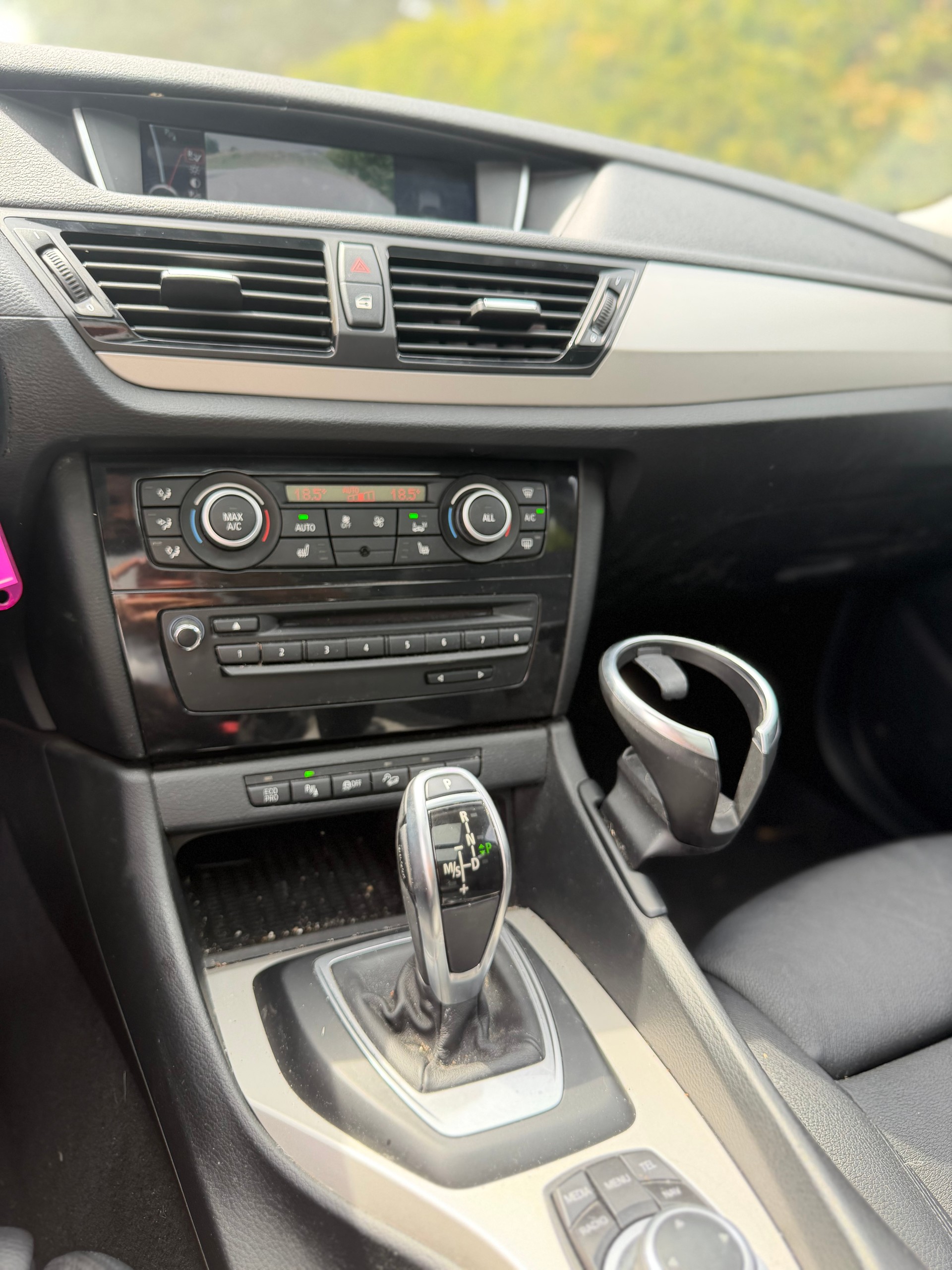 BMW X1 xDrive 20i Steptronic-image-10