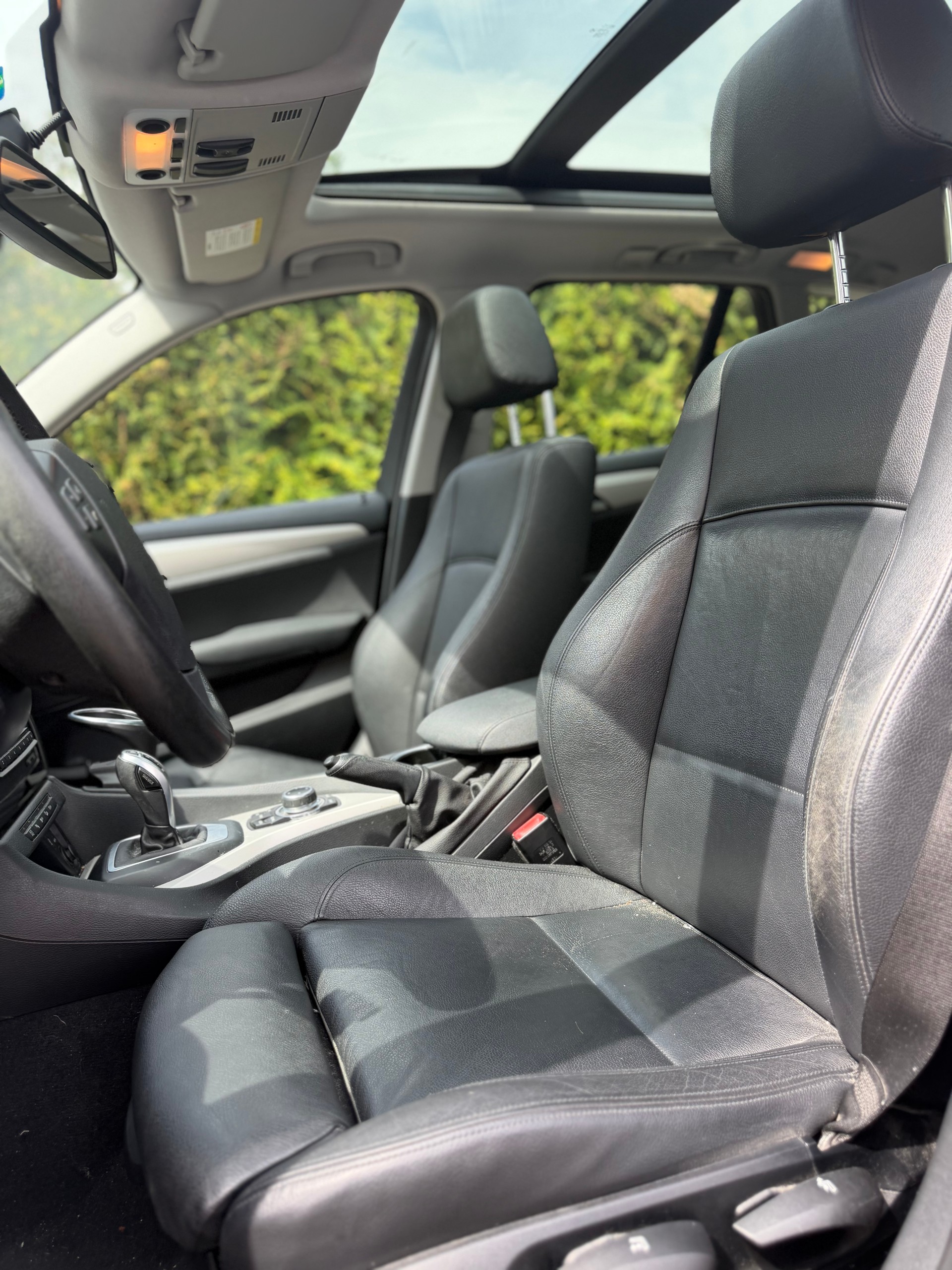 BMW X1 xDrive 20i Steptronic-image-6