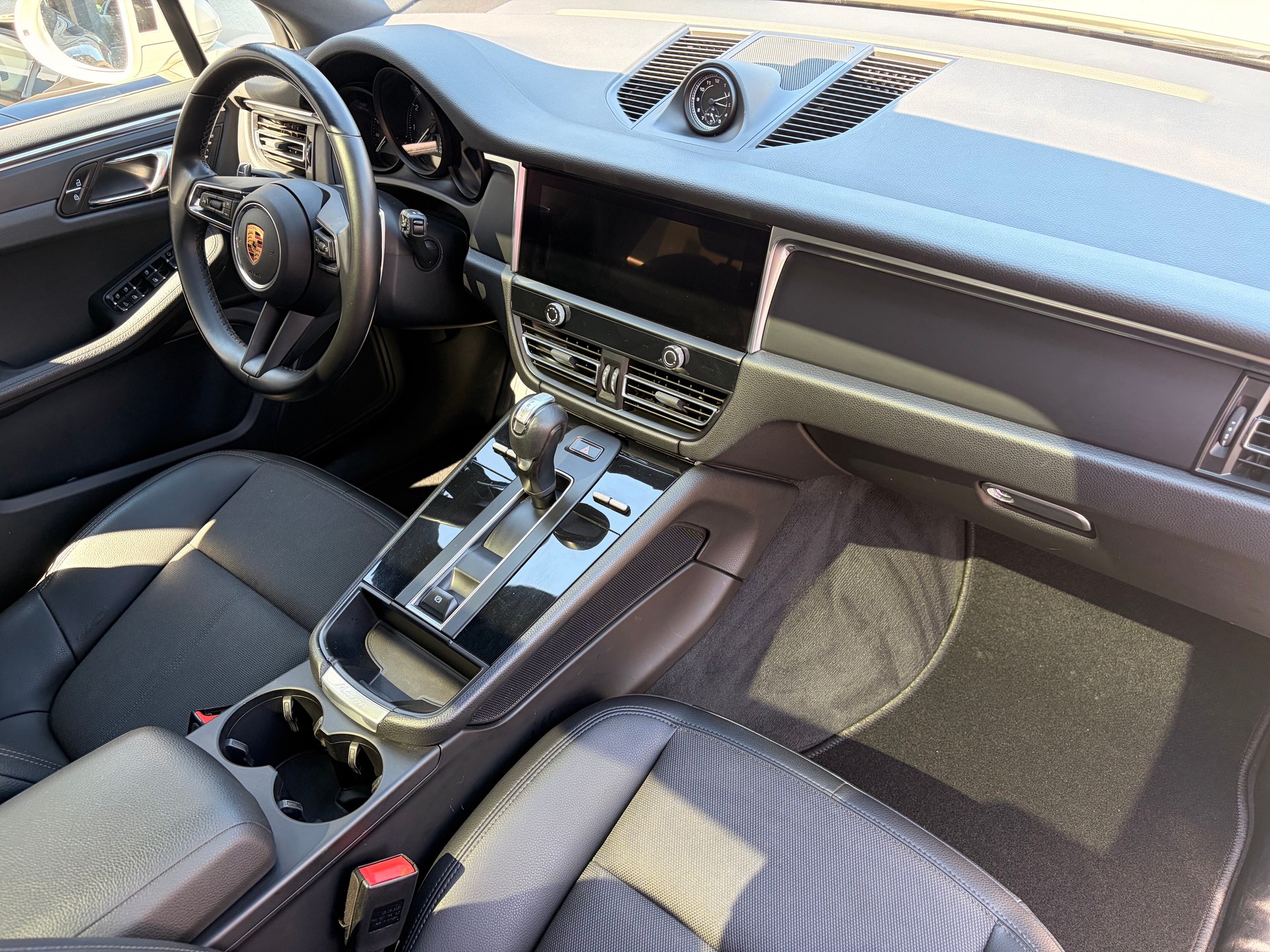 PORSCHE Macan PDK-image-4