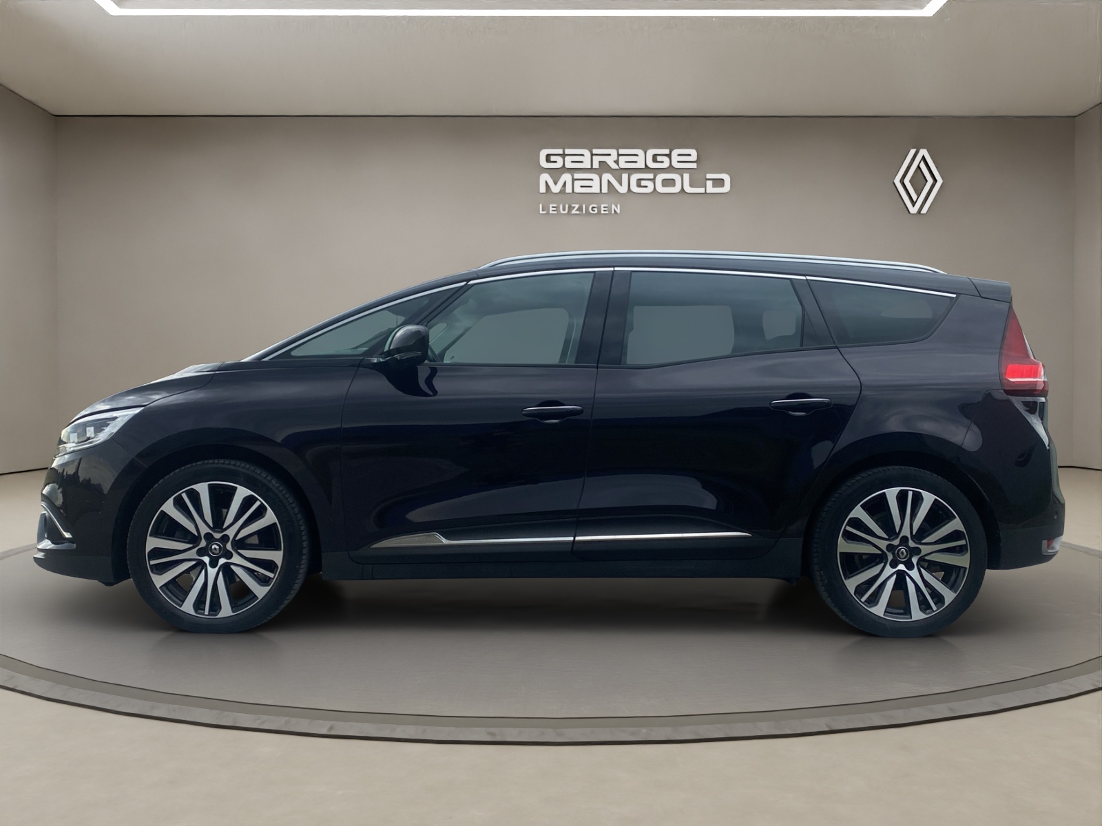 RENAULT Grand Scénic 1.3 16V Turbo Initiale Paris EDC-image-1