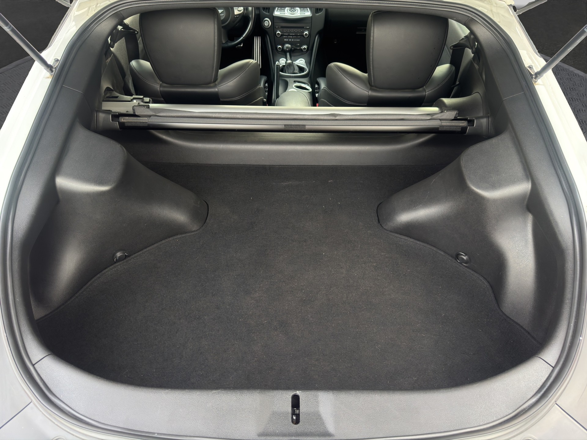 NISSAN 370 Z-image-14