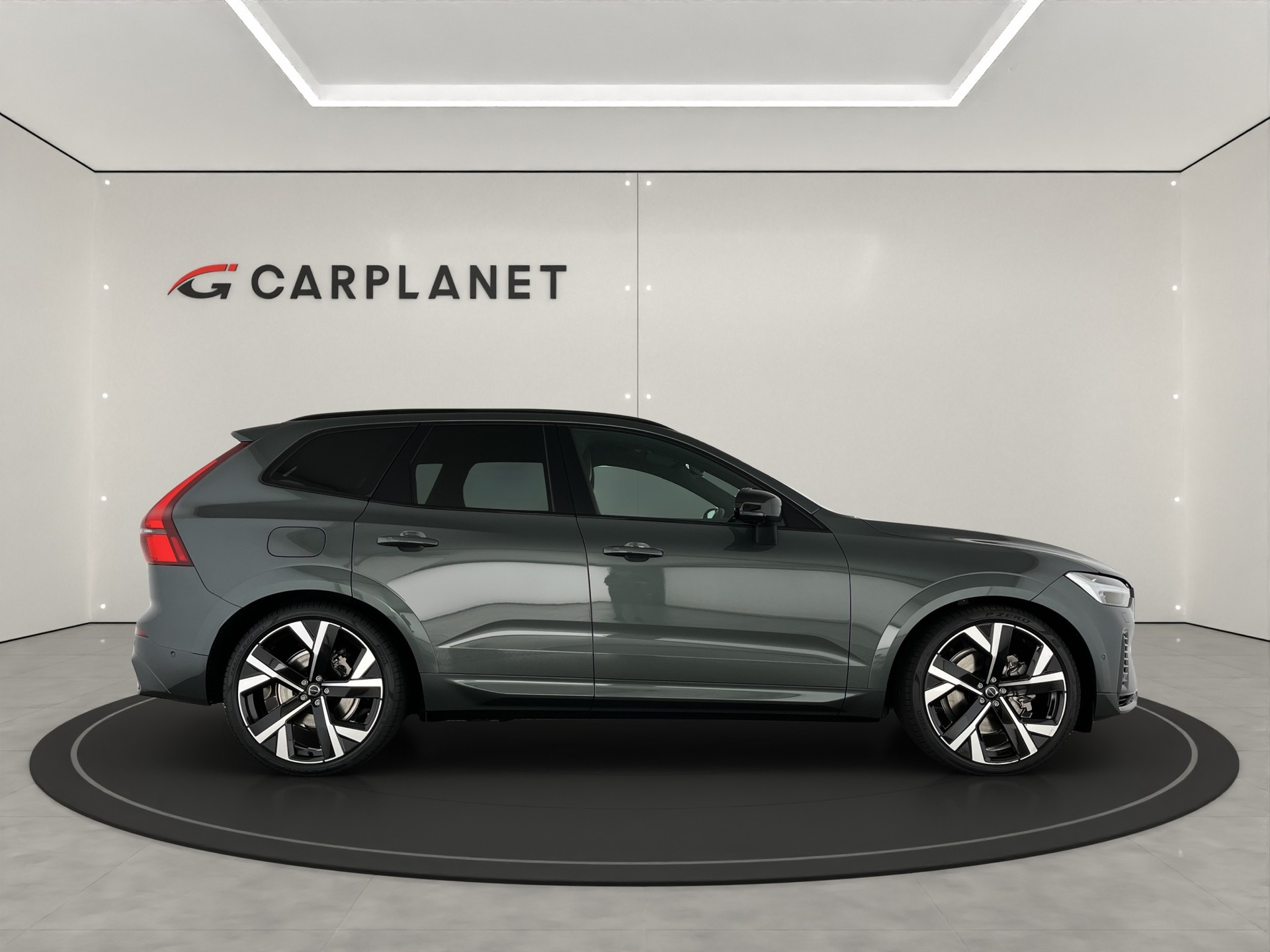 VOLVO XC60 2.0 T8 TE Ultra Dark eAWD-image-4