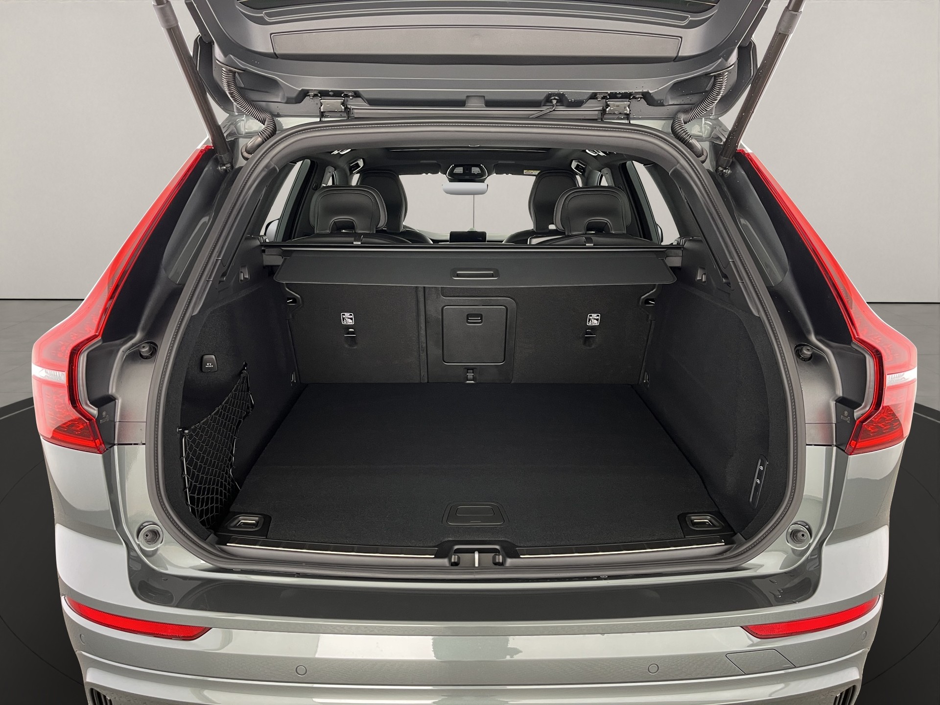 VOLVO XC60 2.0 T8 TE Ultra Dark eAWD-image-5