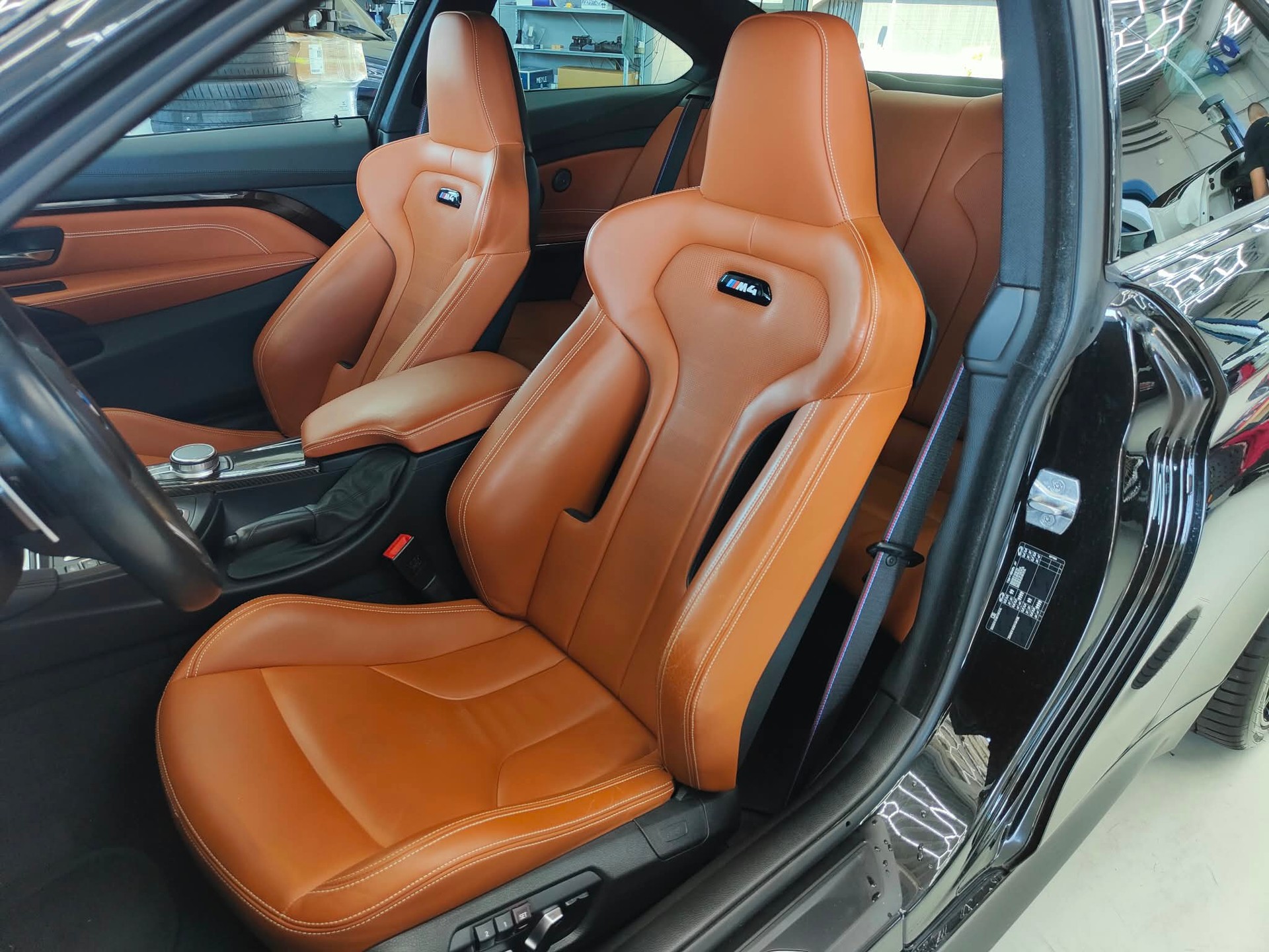 BMW M4 Coupé Competition DKG-image-13