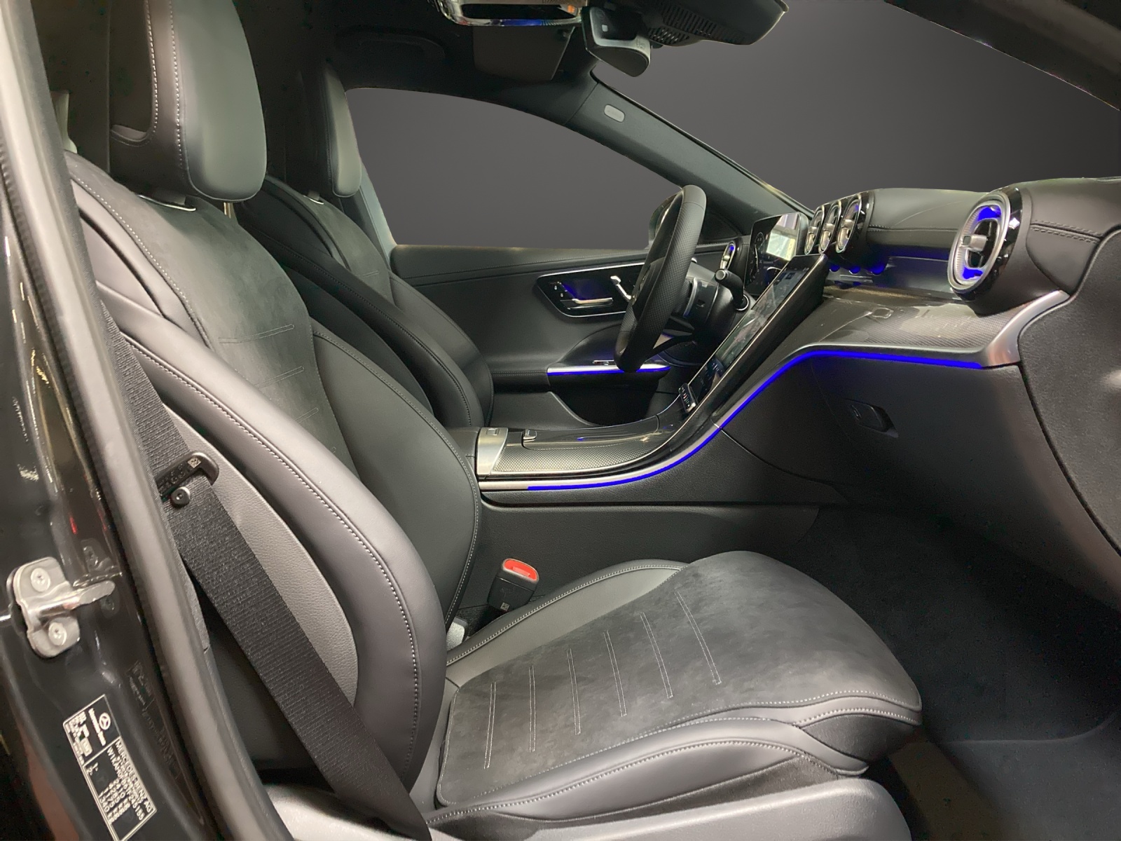 MERCEDES-BENZ C 220 d T 4 Matic Swiss Star-image-11