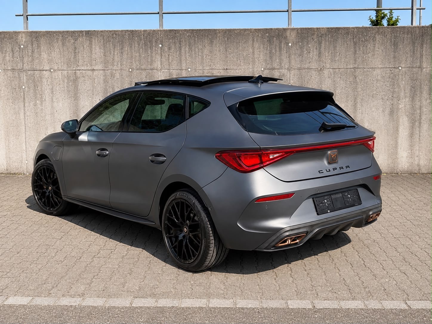 CUPRA 1.4 eHybrid DSG-image-3