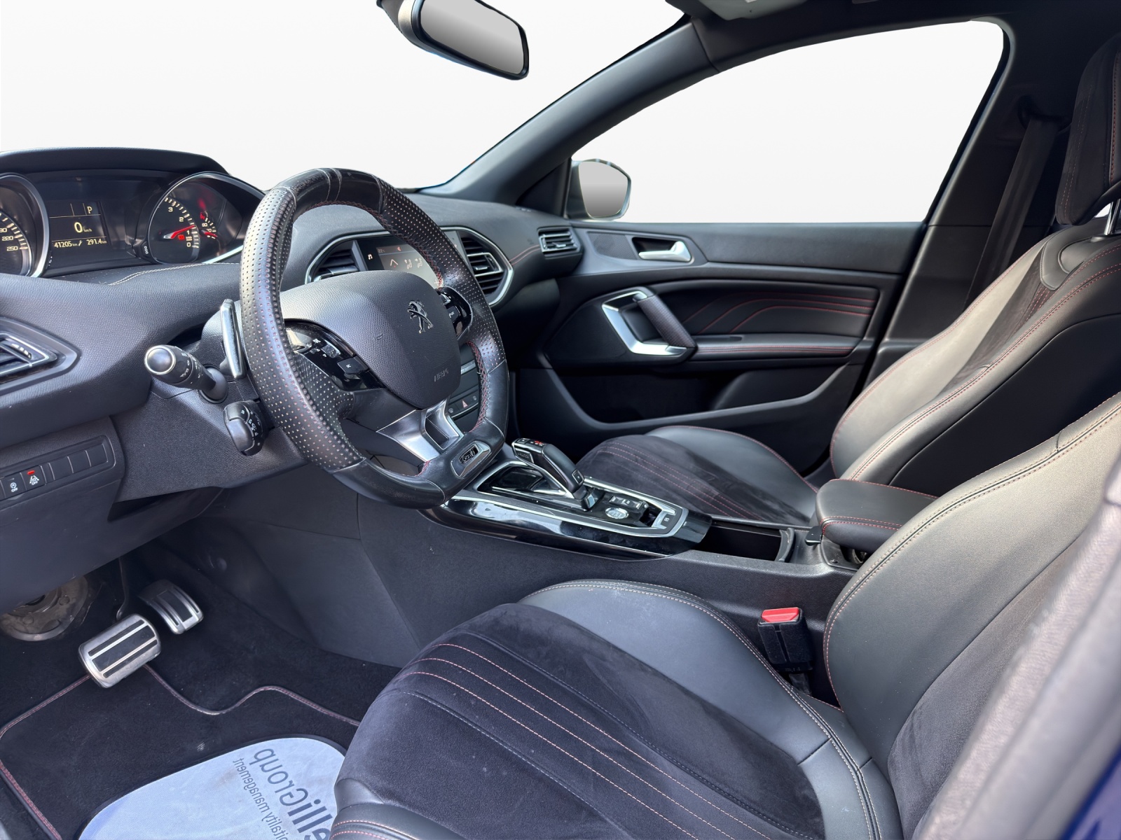 PEUGEOT 308 SW 1.6 THP GT EAT8-image-8