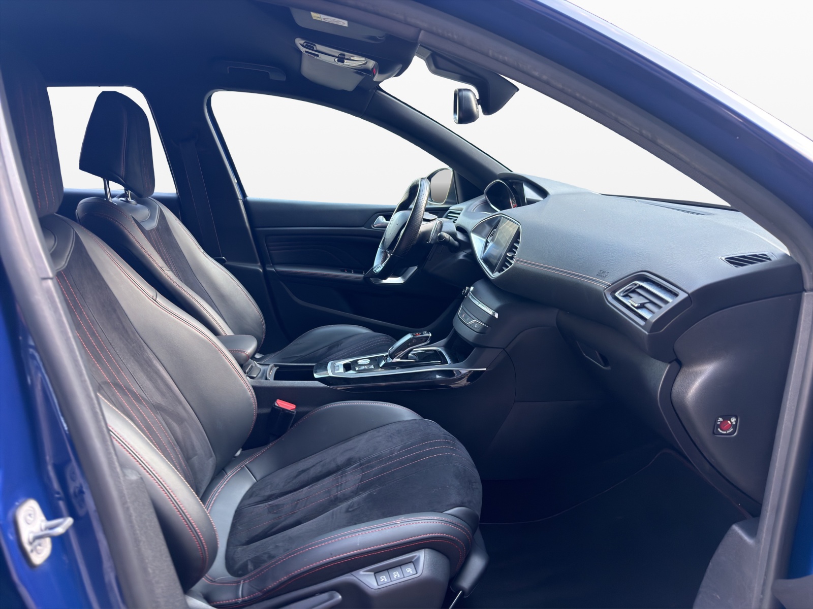 PEUGEOT 308 SW 1.6 THP GT EAT8-image-14
