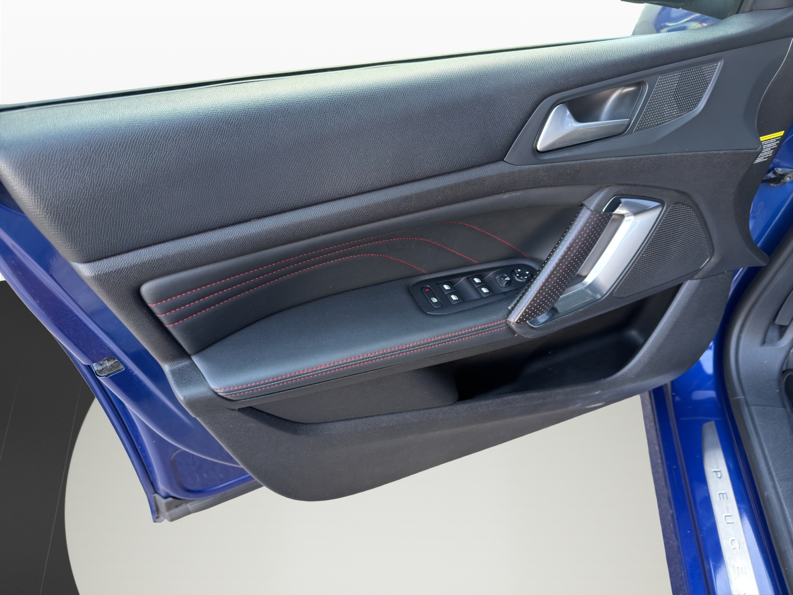 PEUGEOT 308 SW 1.6 THP GT EAT8-image-9