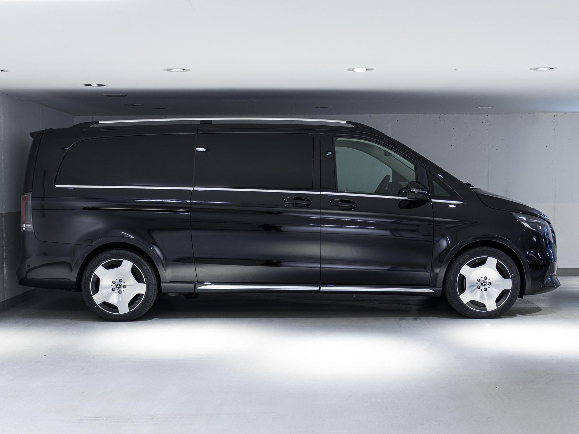 MERCEDES-BENZ V 300 d 4MATIC EXCLUSIVE Extralang-image-1