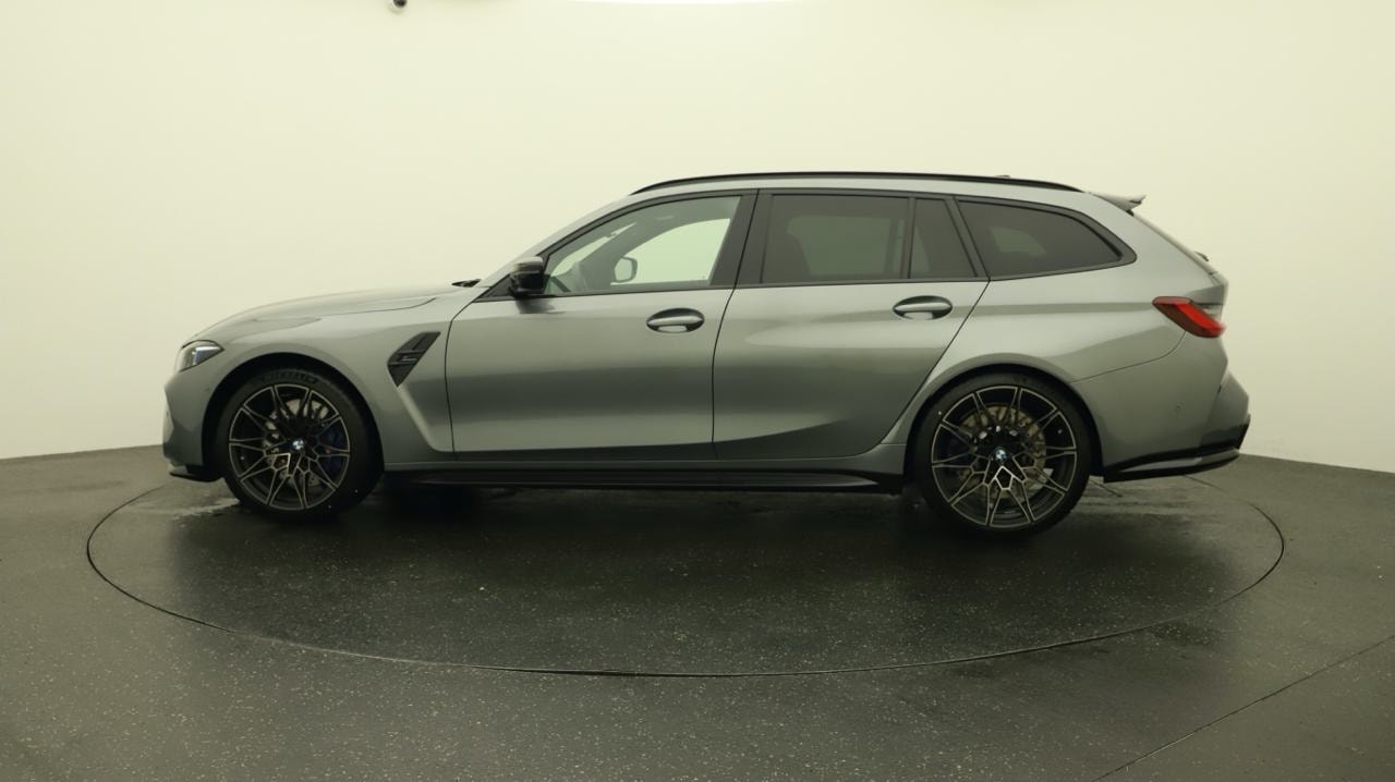 BMW M3 Touring xDrive Competition M-showroom-element-1
