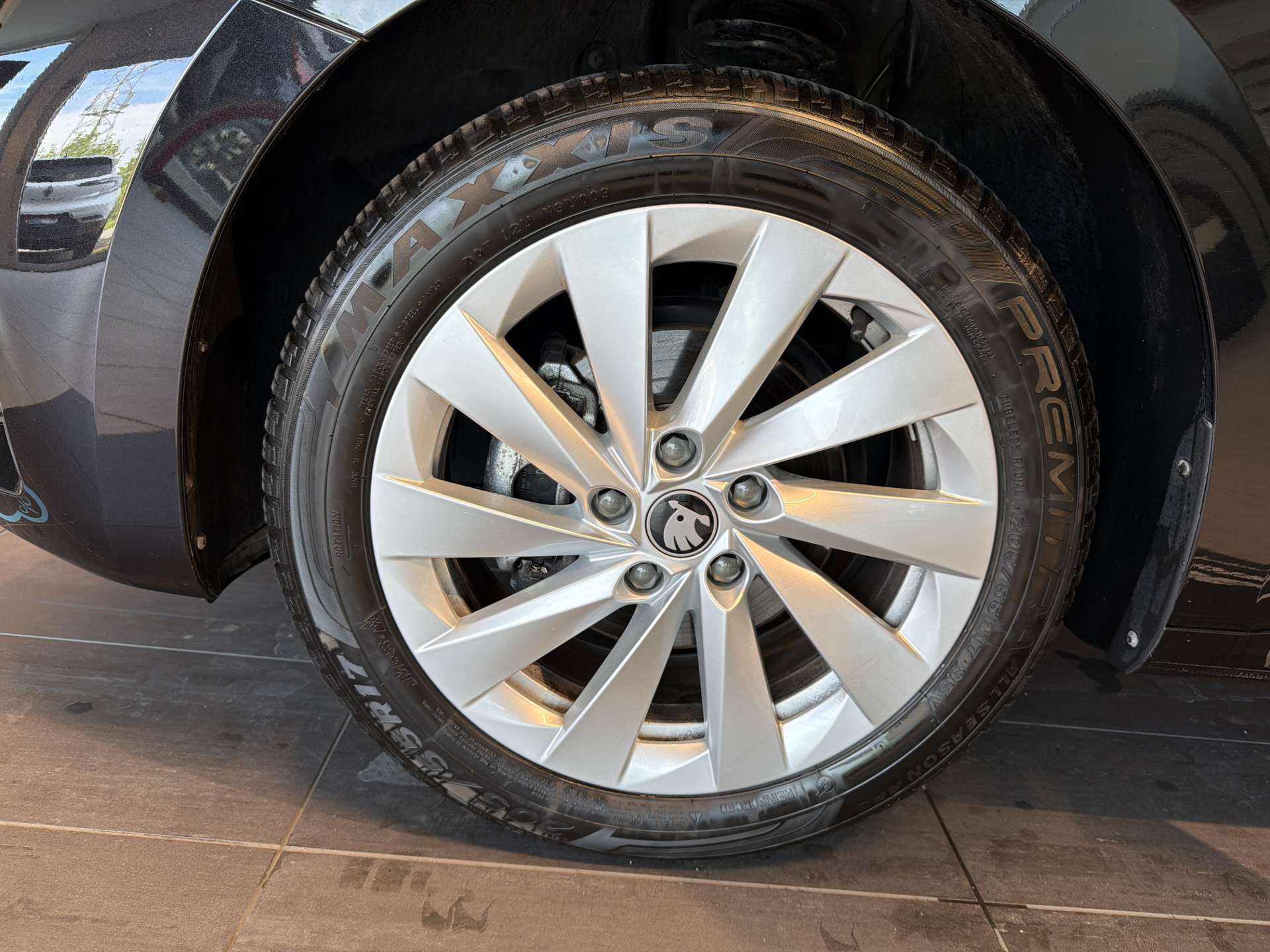 SKODA Octavia Combi 1.5 TSi mHEV Selection DSG-Automat-image-8