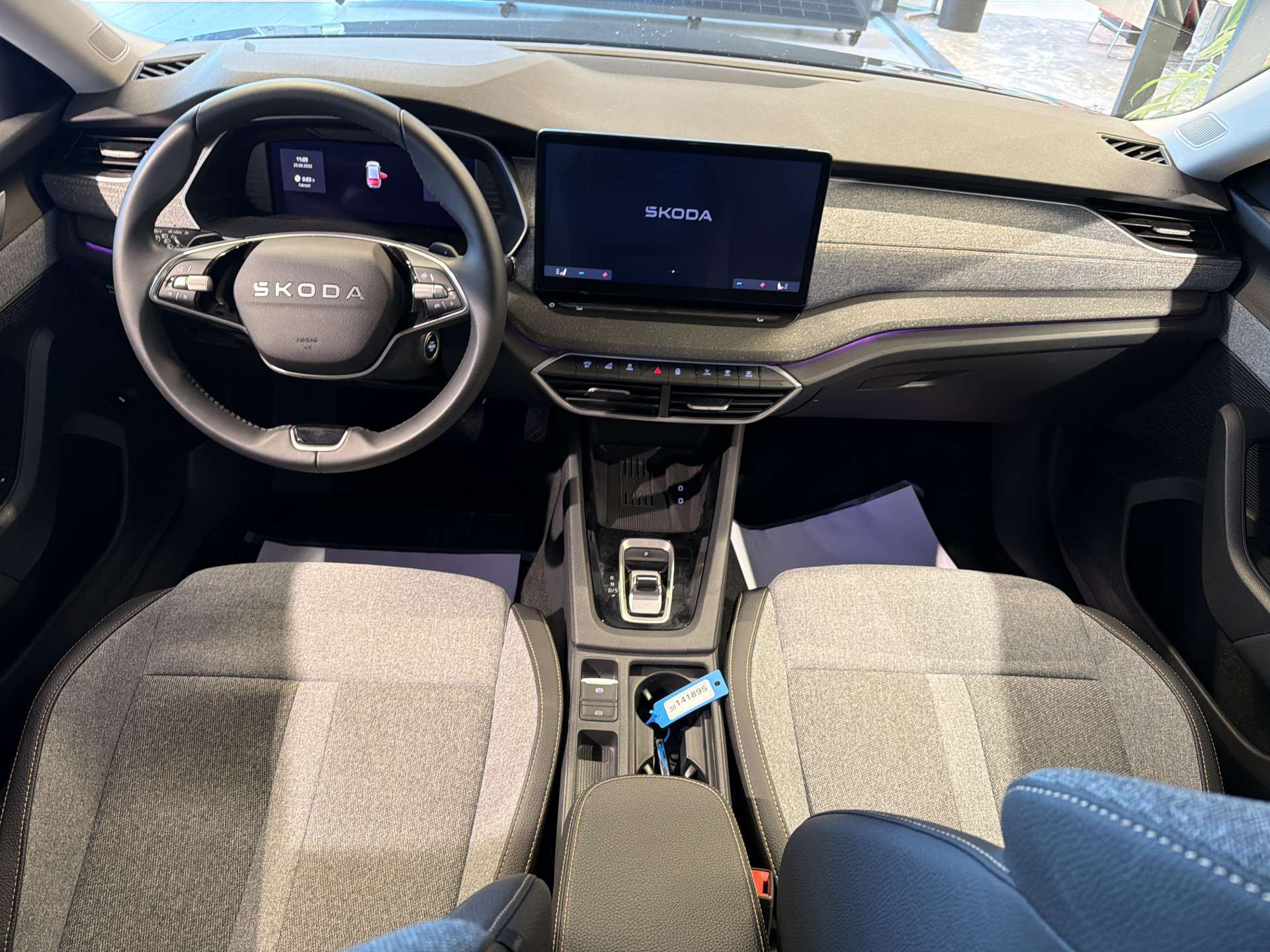 SKODA Octavia Combi 1.5 TSi mHEV Selection DSG-Automat-image-14