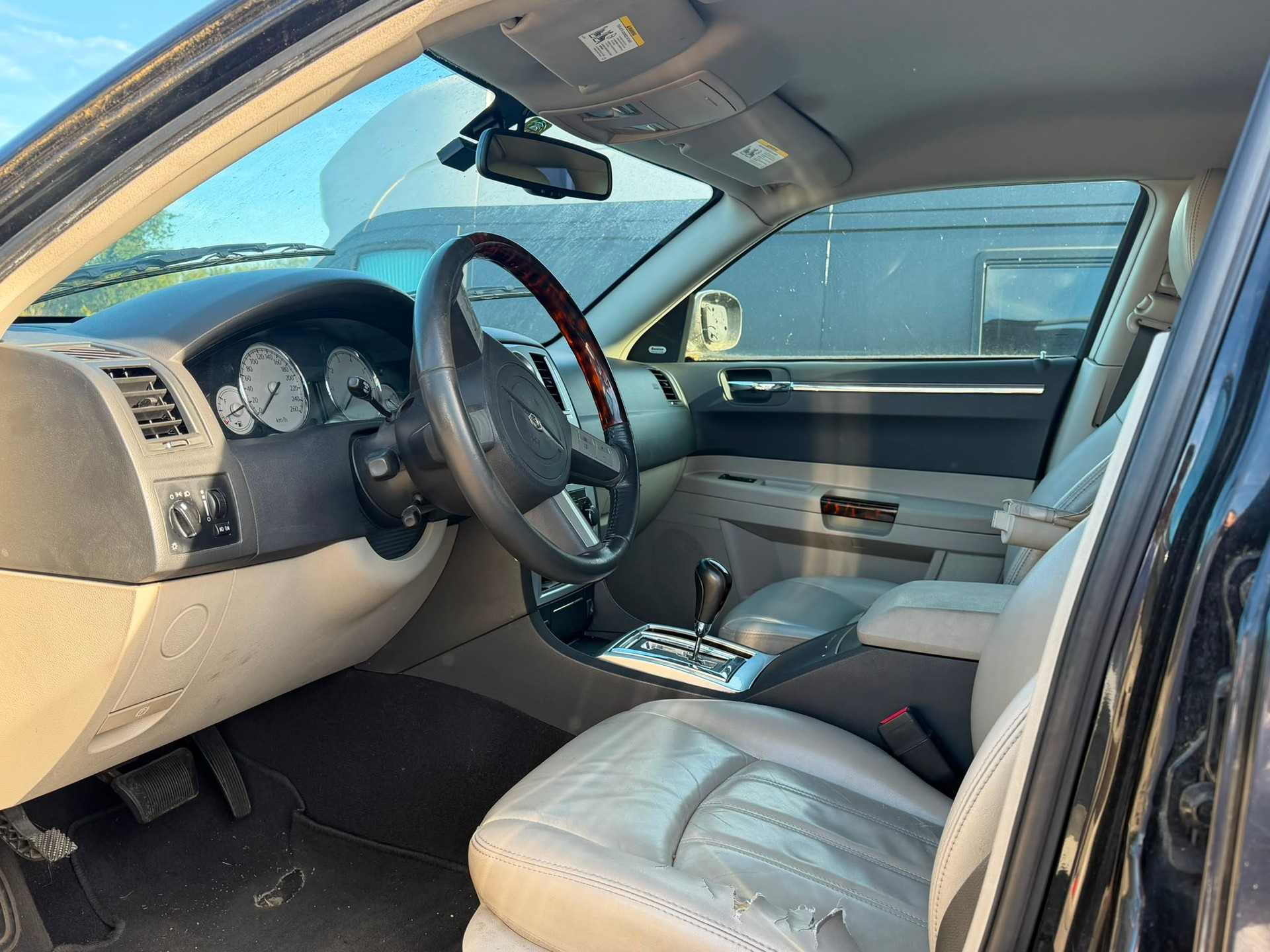 CHRYSLER 300C T 3.5 V6 AWD-image-7