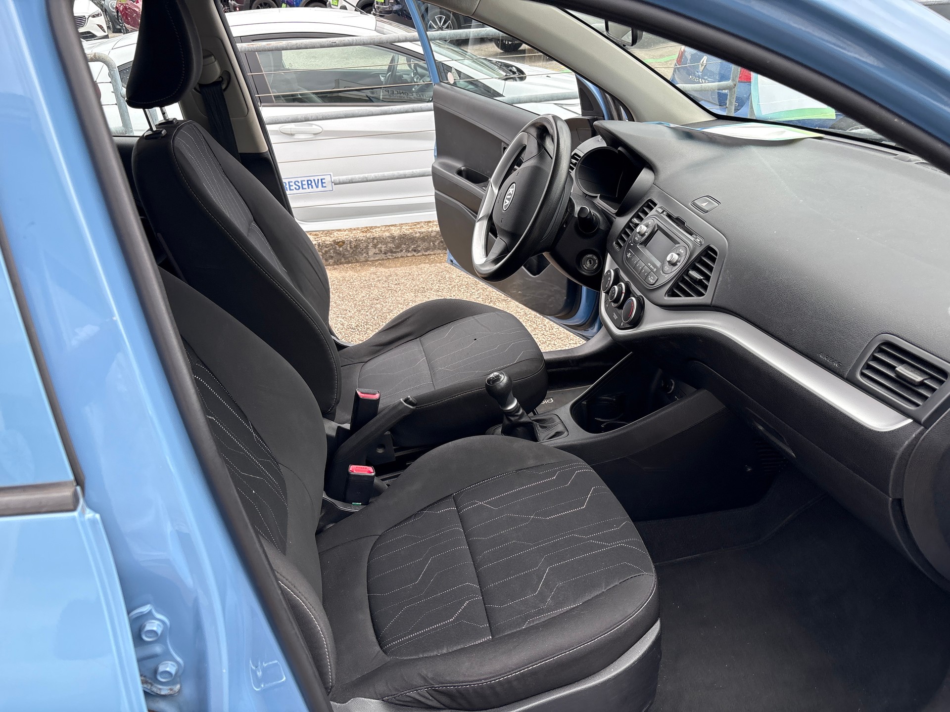 KIA Picanto 1.0 CVVT Trend-image-8