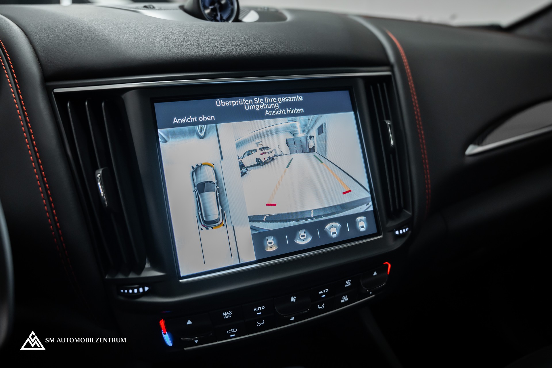 MASERATI Levante 3.8 V8 Trofeo / Maserati Garantie / Carbon Exterieur & Interieur / Panorama / 360°-image-47
