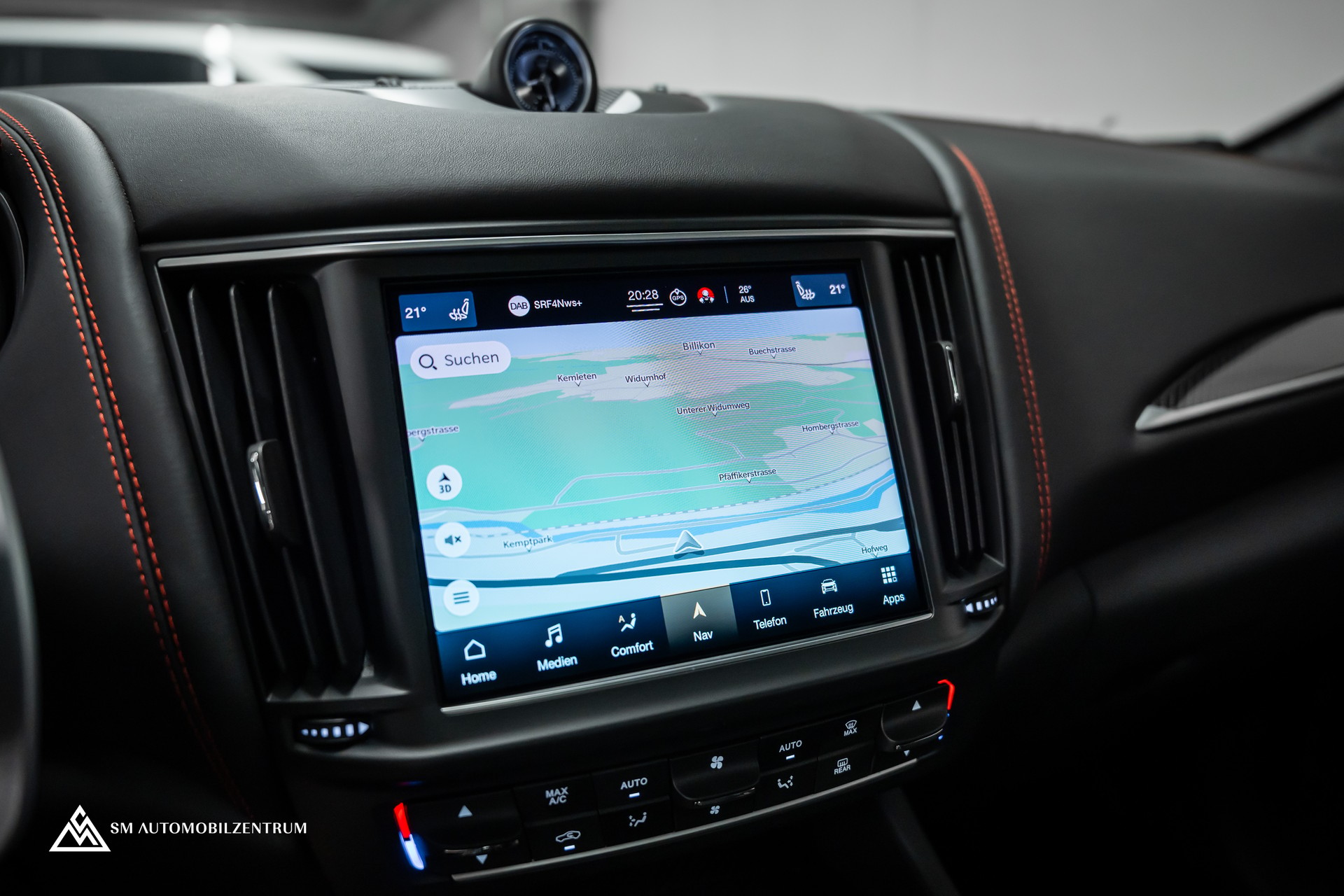 MASERATI Levante 3.8 V8 Trofeo / Maserati Garantie / Carbon Exterieur & Interieur / Panorama / 360°-image-43