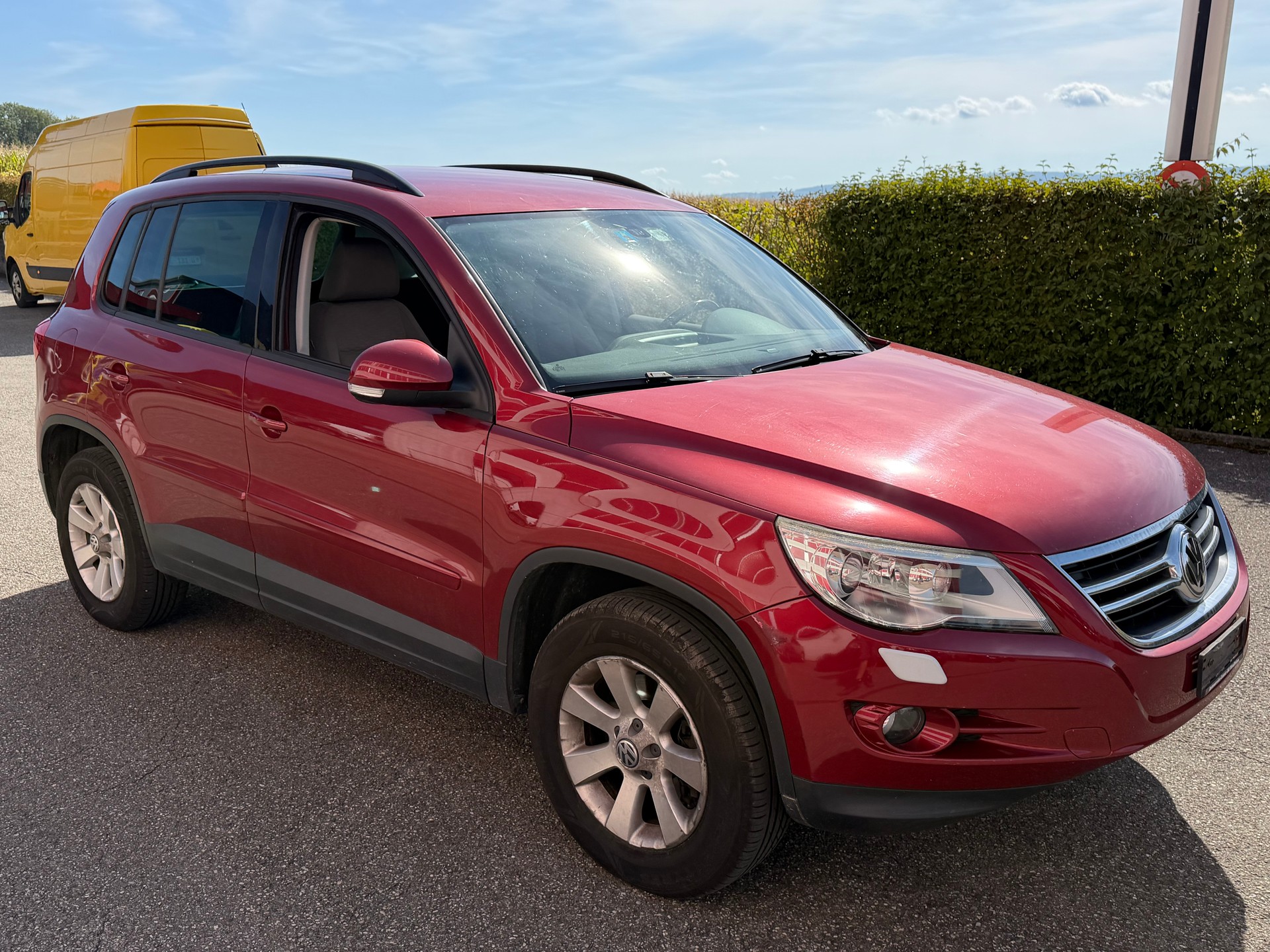 VW Tiguan 2.0 TSI Track&Field Tiptronic-image-0