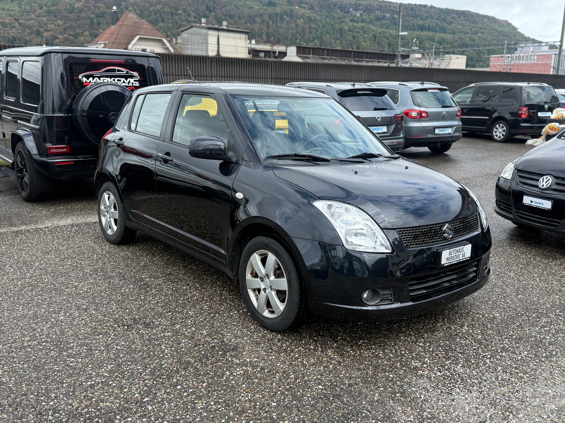 SUZUKI Swift 1.3i 16V GL Top Piz Sulai LE 4x4-image-1