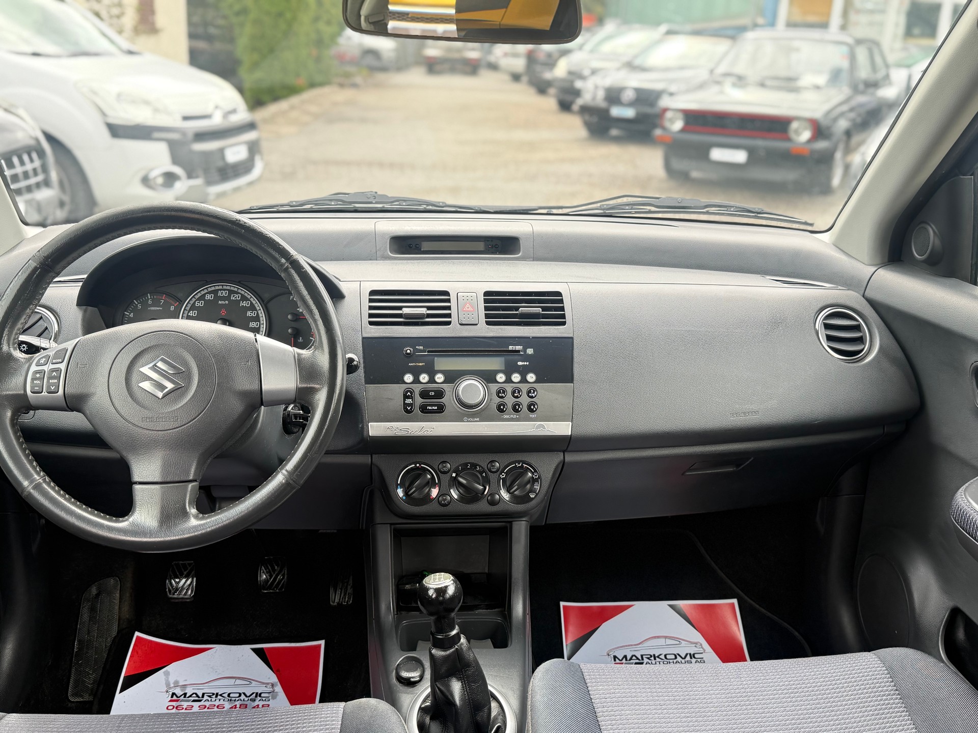 SUZUKI Swift 1.3i 16V GL Top Piz Sulai LE 4x4-image-5