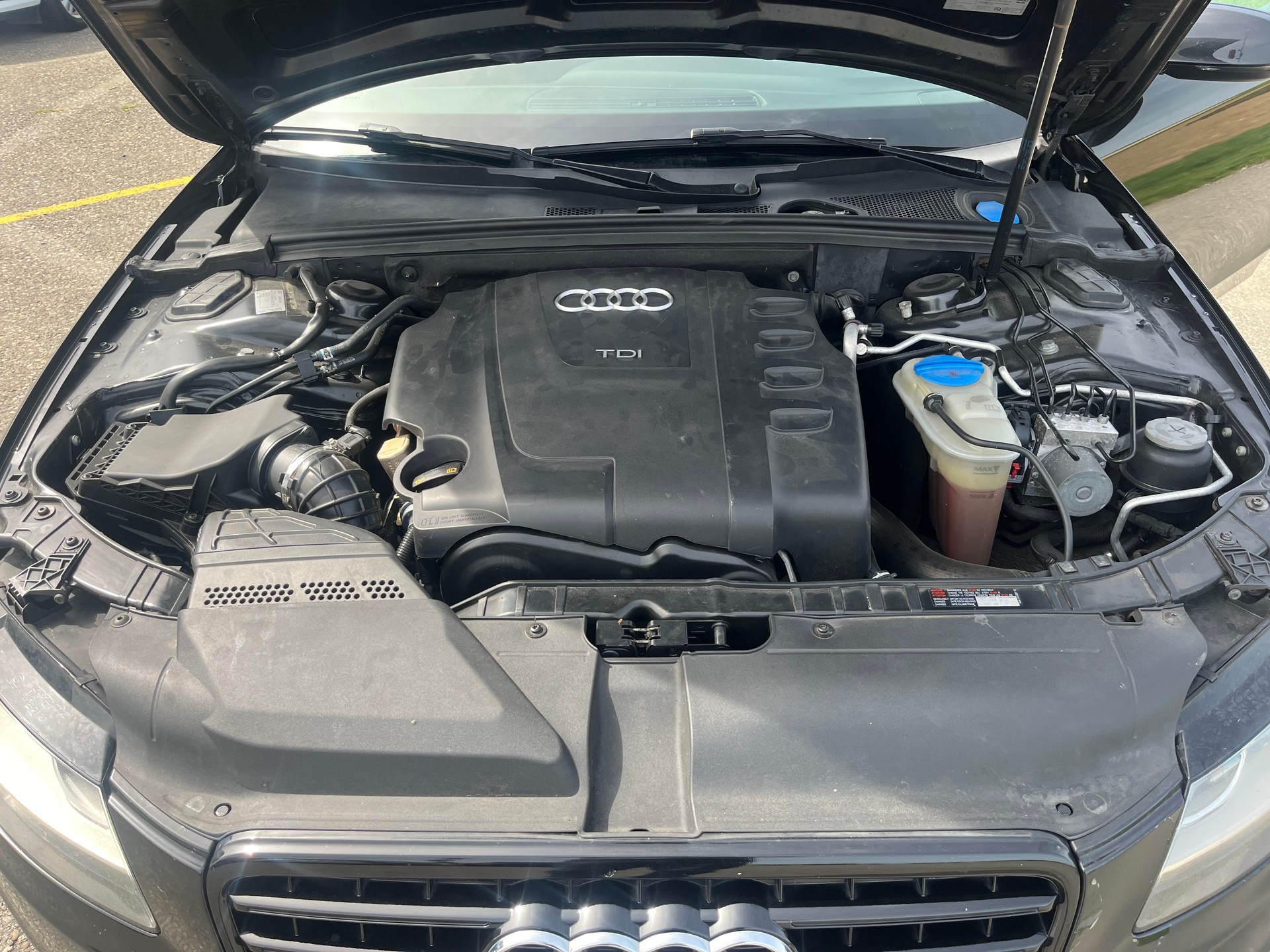 AUDI A4 Avant 2.0 TDI-image-10
