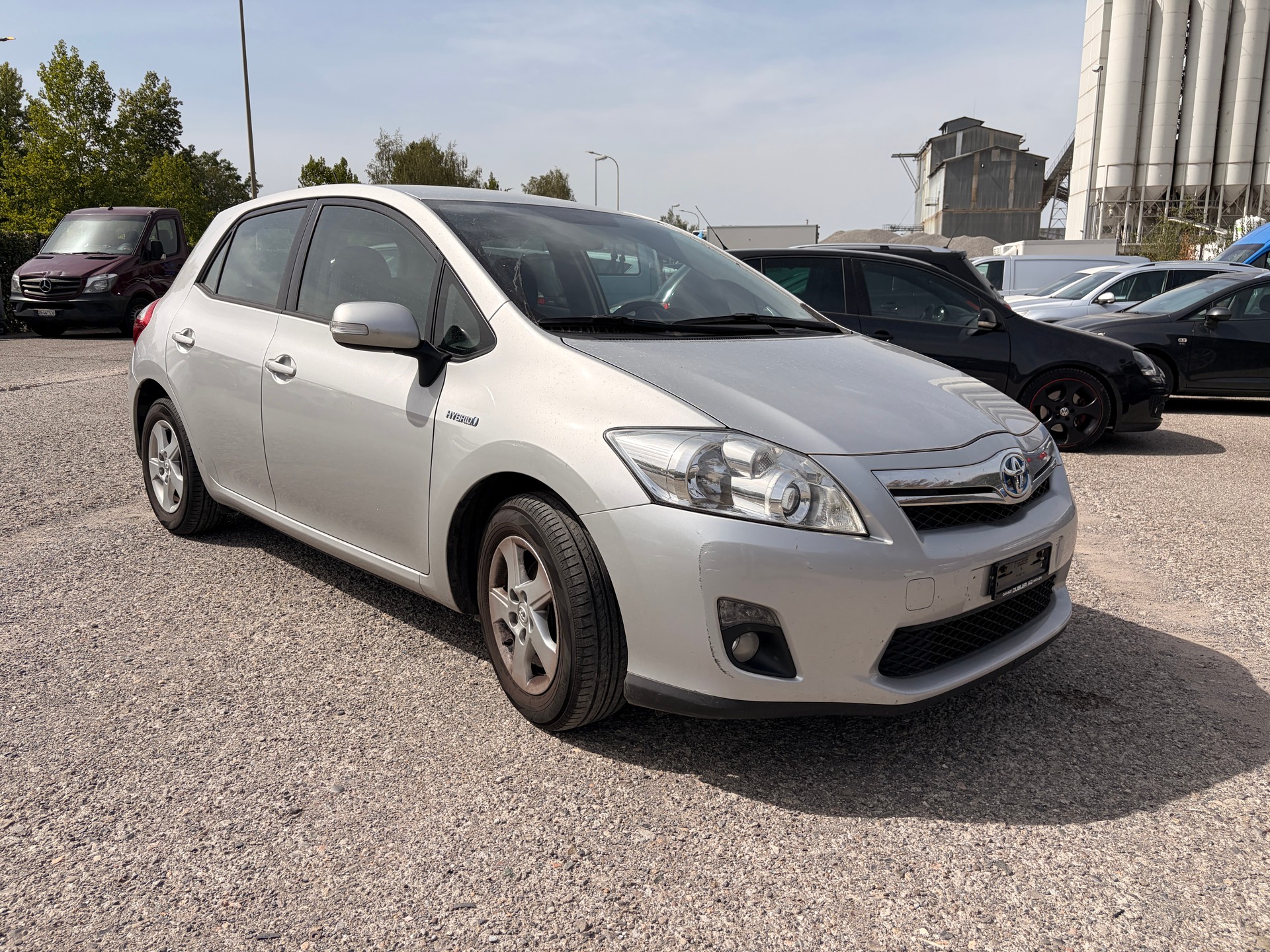TOYOTA Auris 1.8 16V HSD Linea Luna-image-1