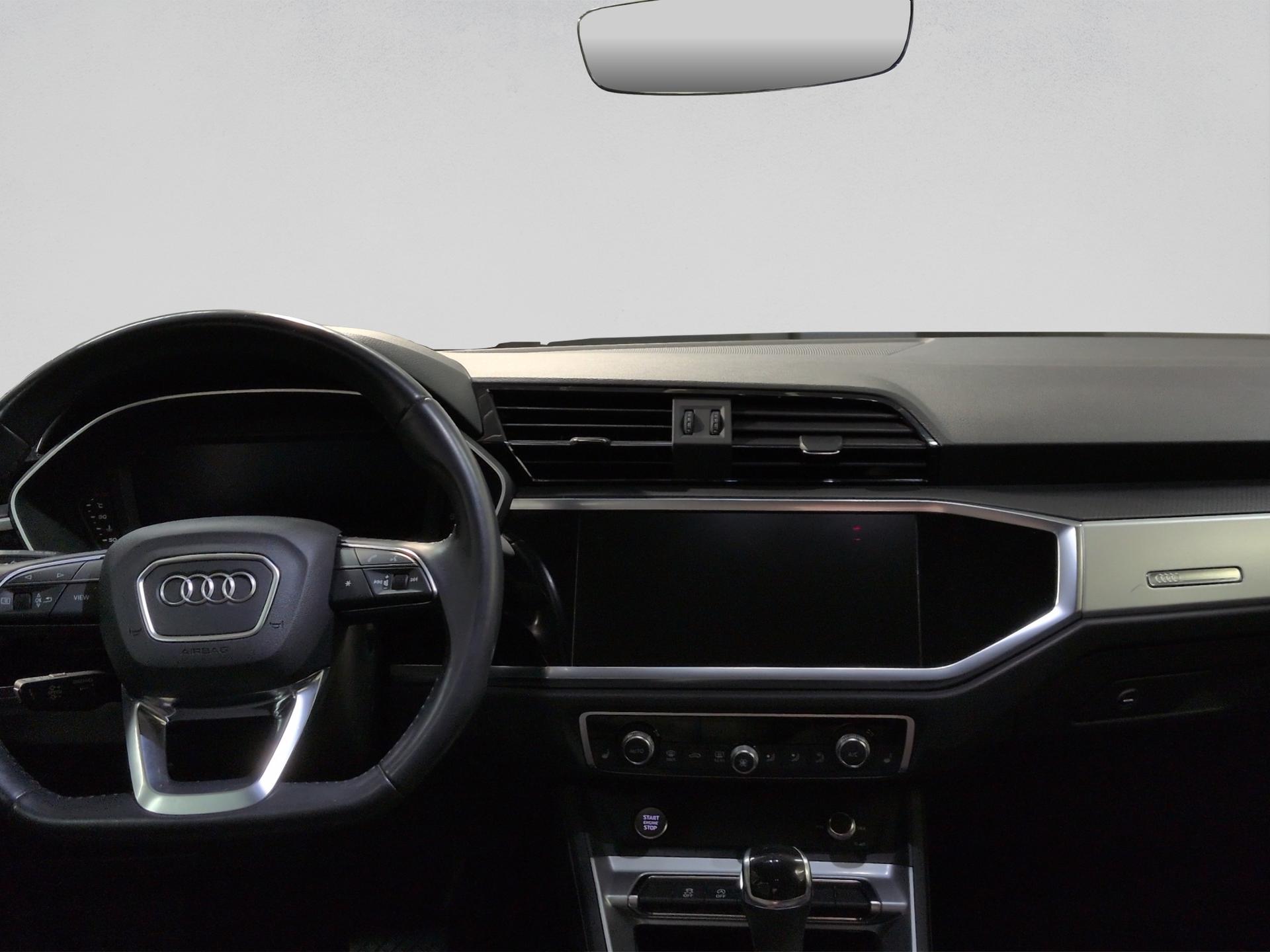 AUDI Q3 35 TFSI S line S-tronic-image-13
