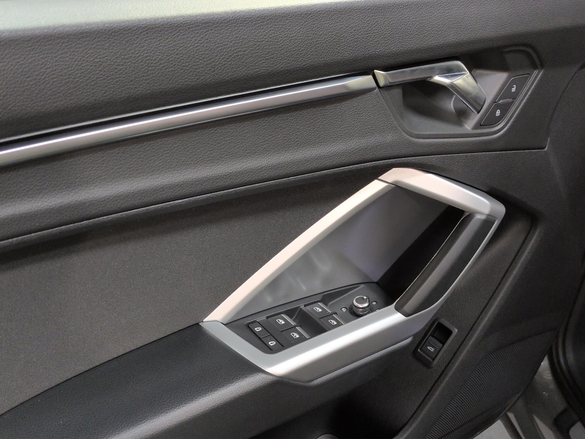 AUDI Q3 35 TFSI S line S-tronic-image-20