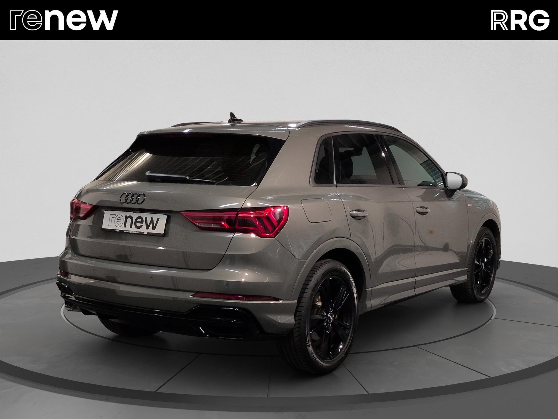 AUDI Q3 35 TFSI S line S-tronic-image-2