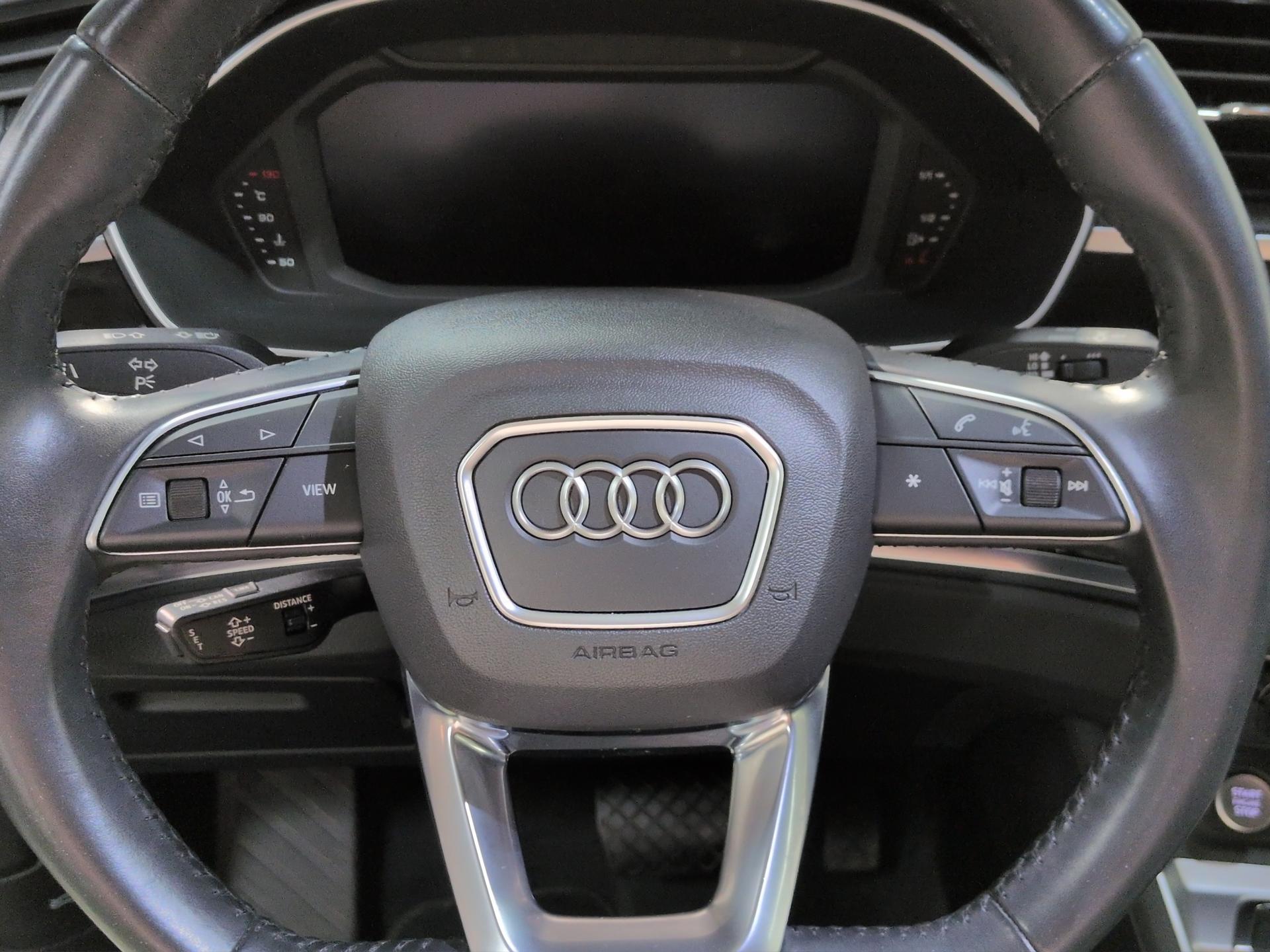 AUDI Q3 35 TFSI S line S-tronic-image-9