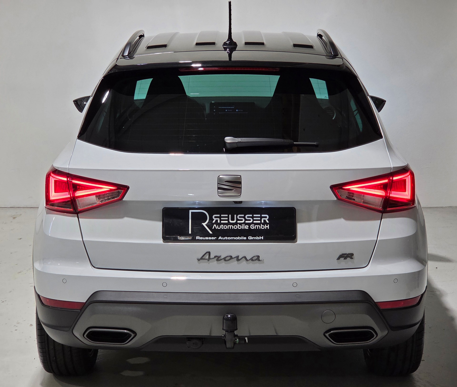 SEAT Arona 1.5 Eco TSI FR DSG-image-3