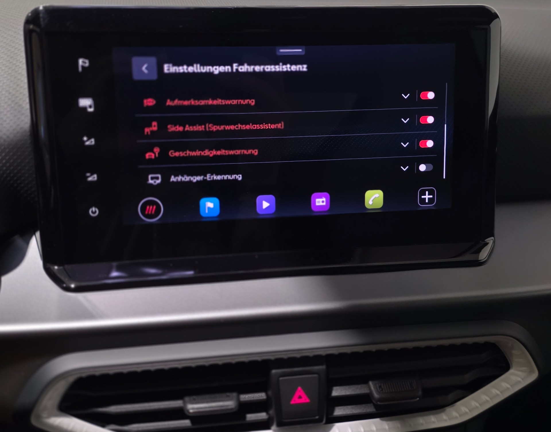 SEAT Arona 1.5 Eco TSI FR DSG-image-14