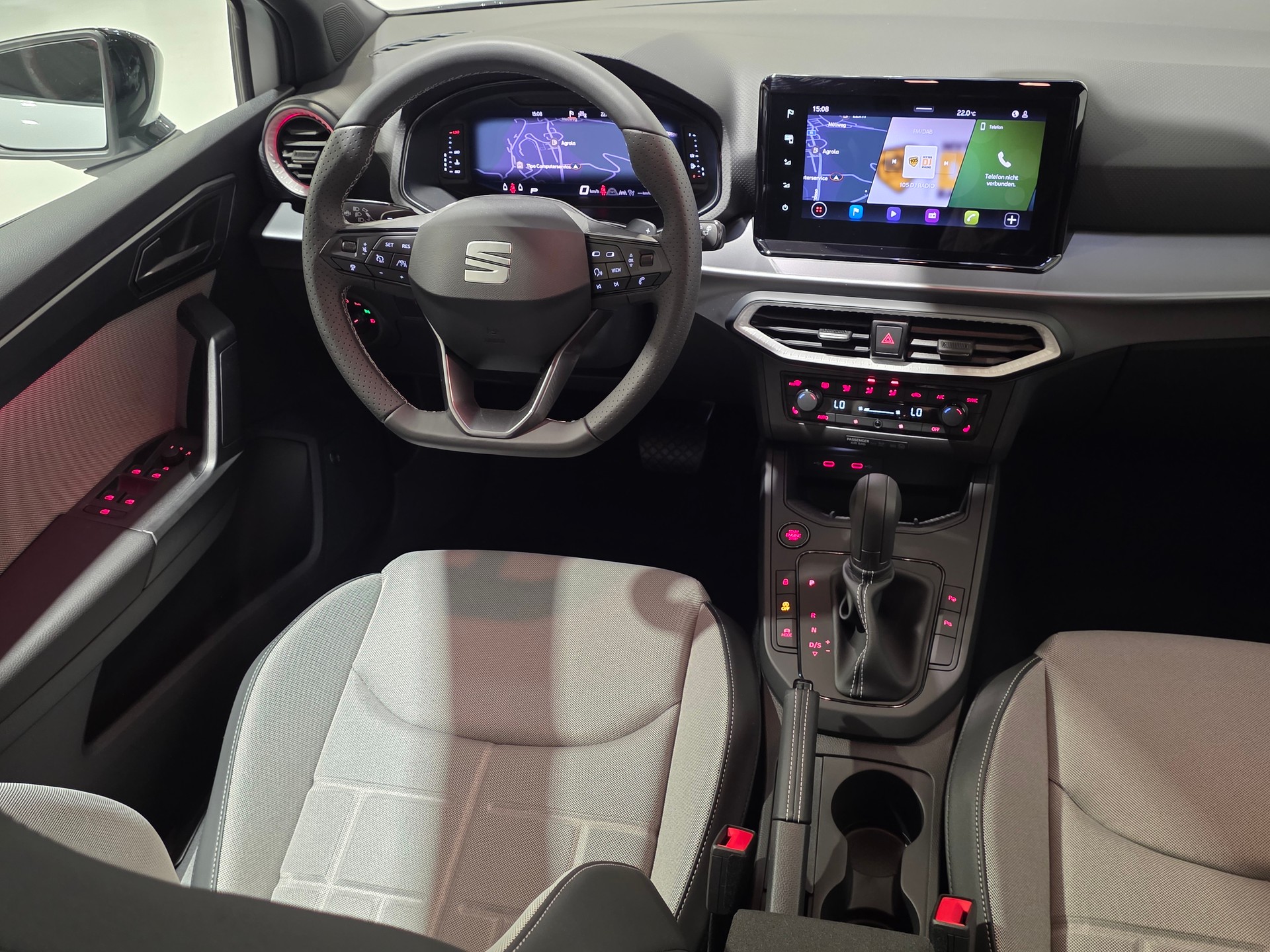 SEAT Arona 1.5 Eco TSI FR DSG-image-5