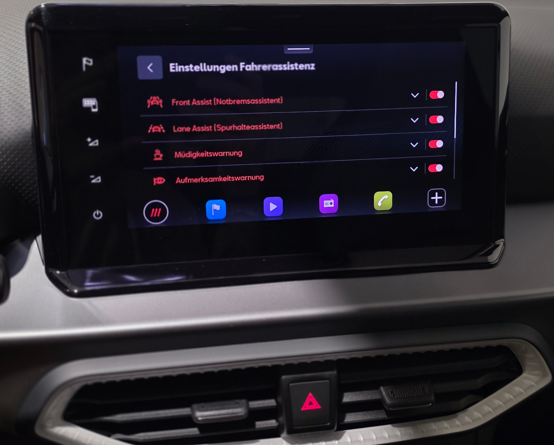 SEAT Arona 1.5 Eco TSI FR DSG-image-13