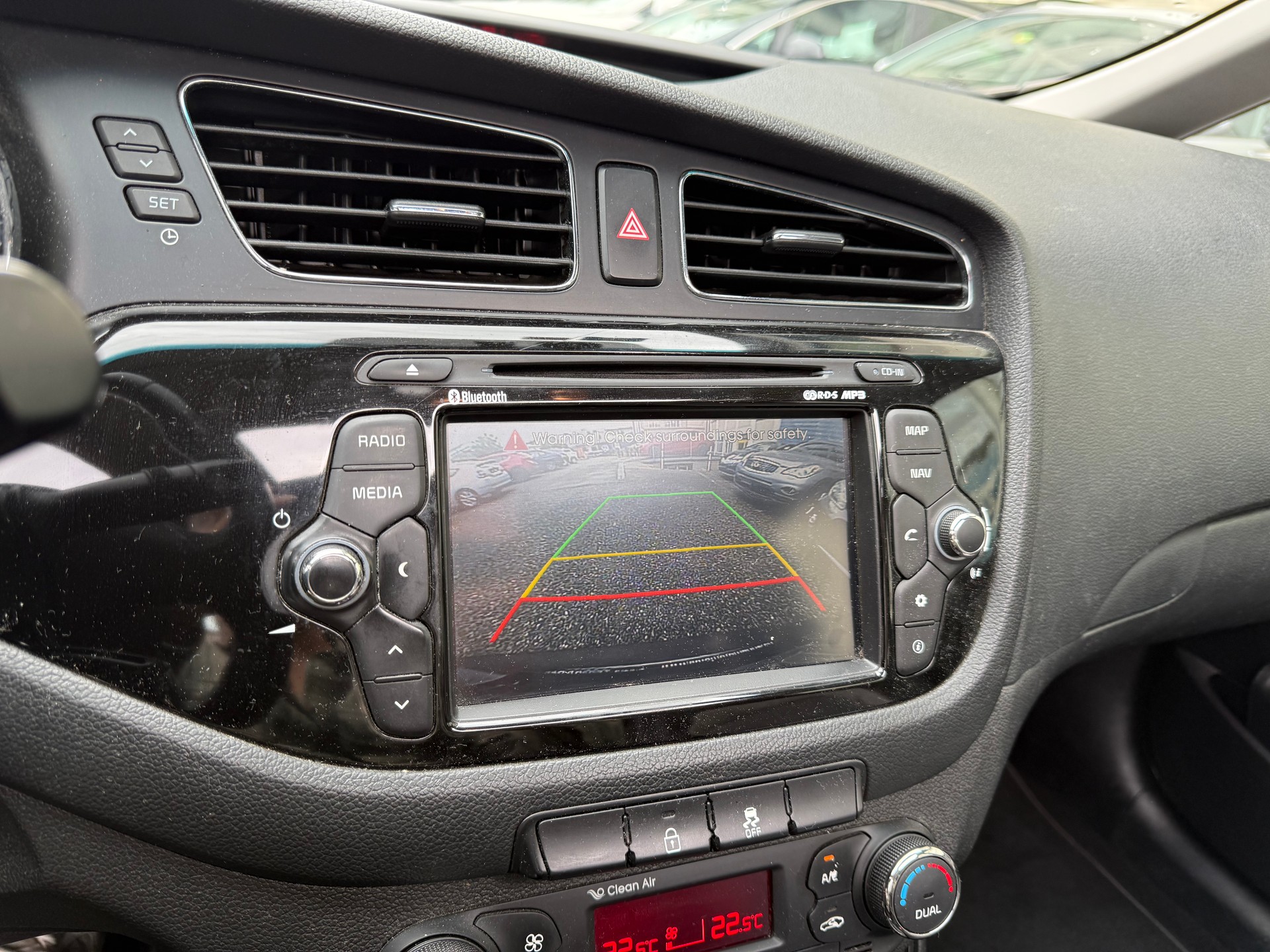 KIA Cee'd Sportswagon 1.6 GDi Style-image-8