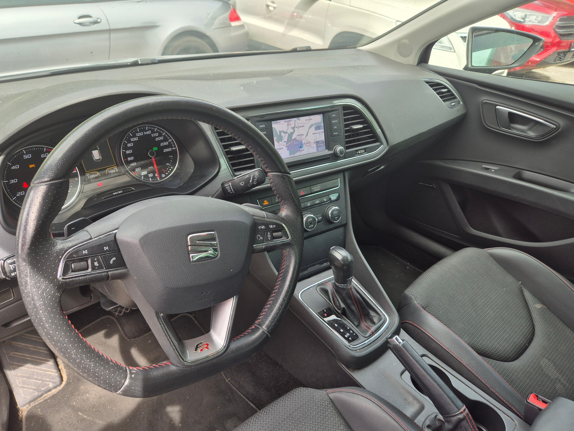 SEAT Leon 1.8 TSI FR DSG-image-4