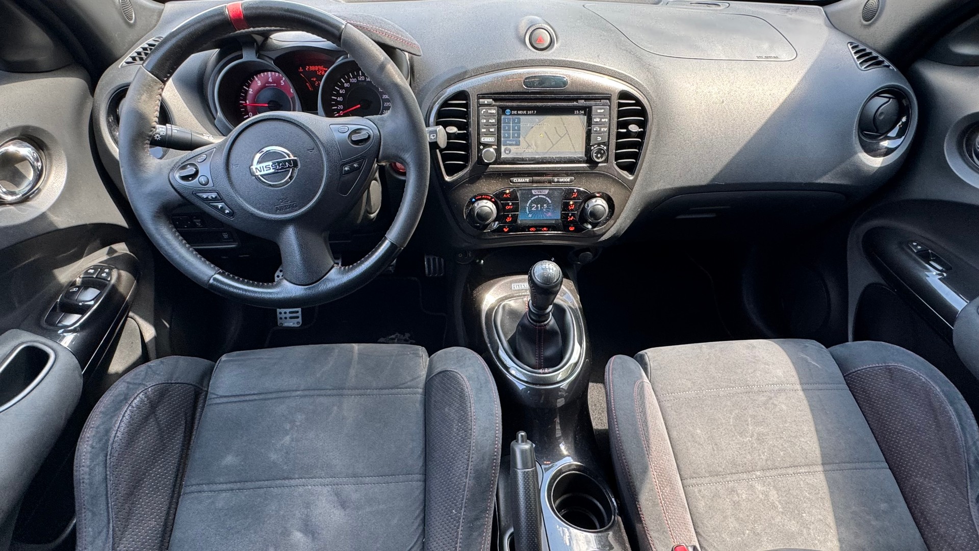 NISSAN Juke 1.6 DIG-T Nismo RS-image-8