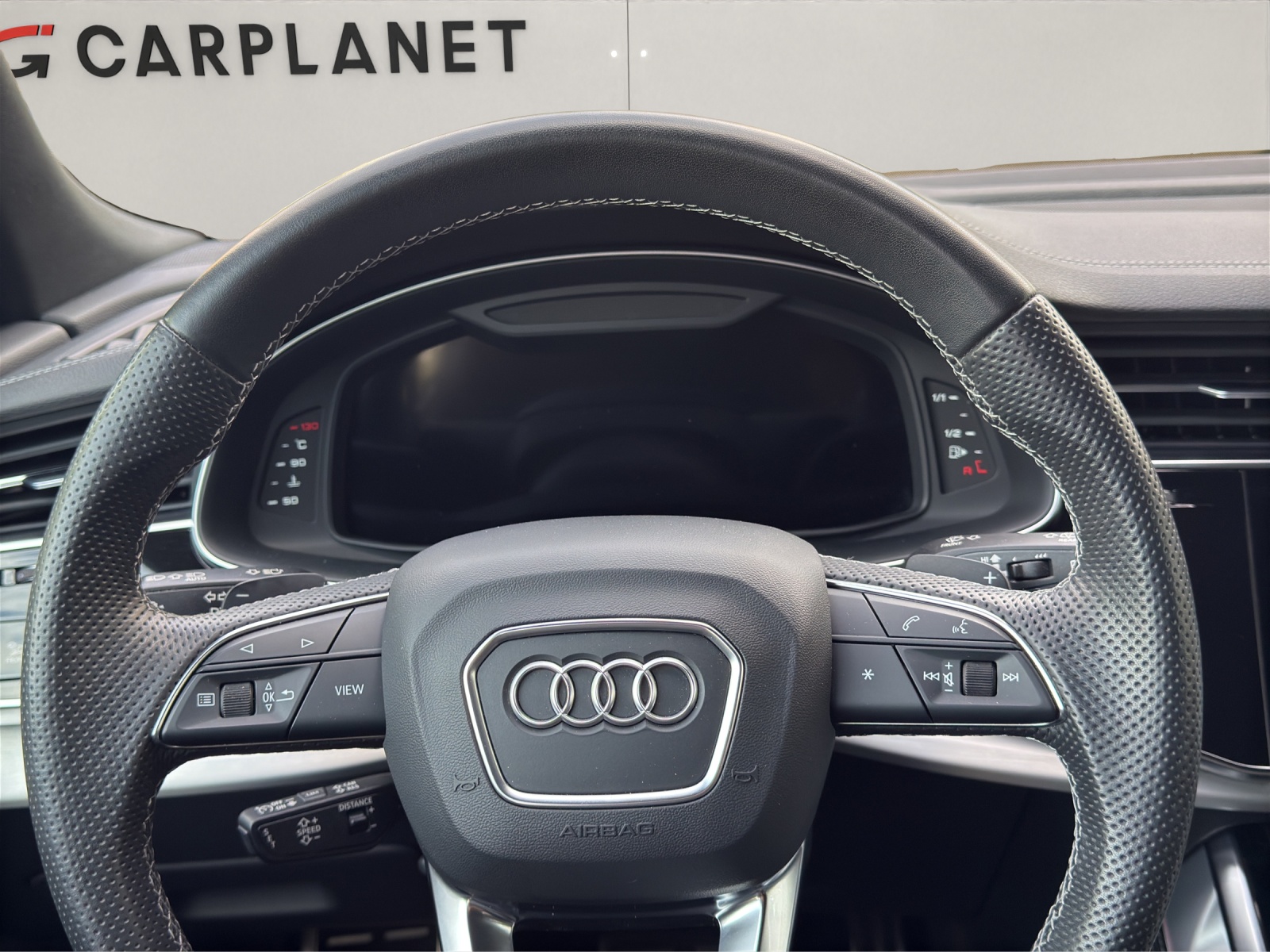AUDI Q8 3.0 50 TDI quattro T-Tronic-image-8