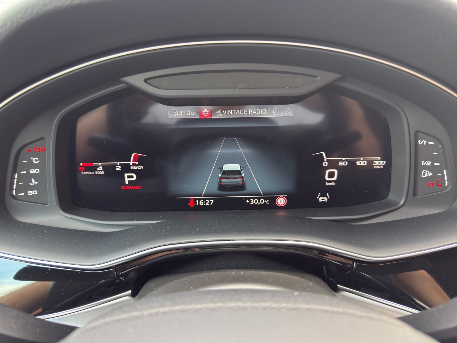 AUDI Q8 3.0 50 TDI quattro T-Tronic-image-9