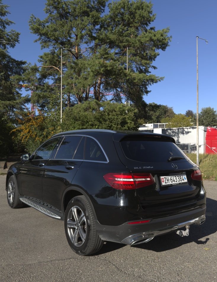 MERCEDES-BENZ GLC 250 d AMG Line 4m-image-1