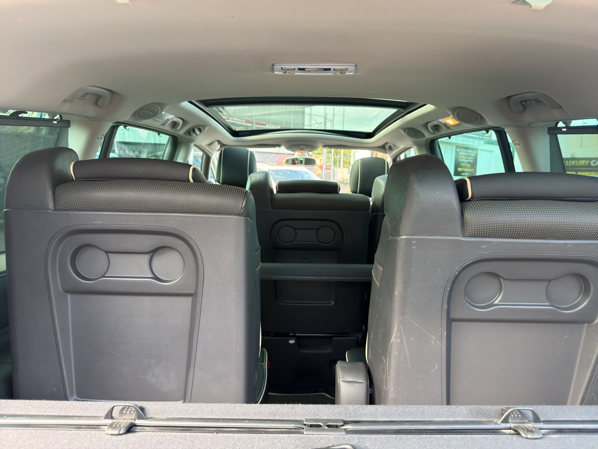 RENAULT Grand Espace 2.0 dCi Initiale Automatic 7 Plätze-image-14