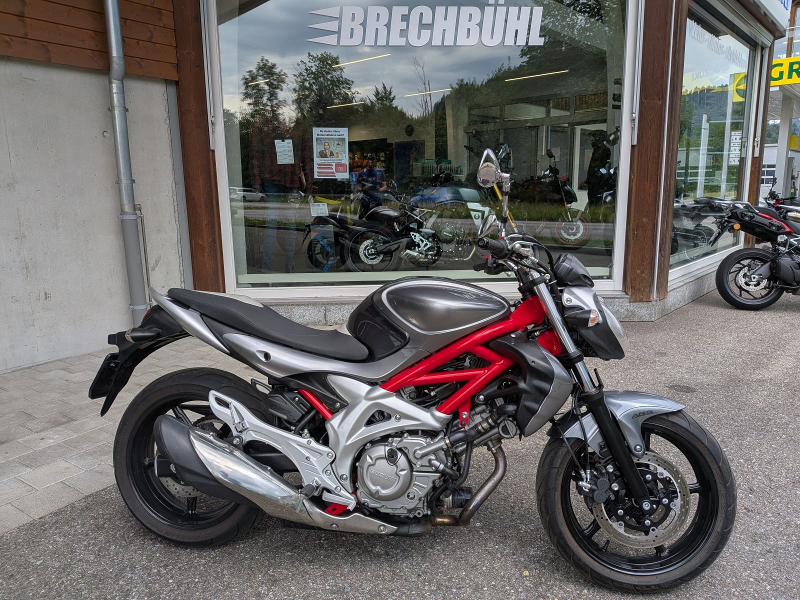 SUZUKI SFV 650 Gladius ABS (25kW)