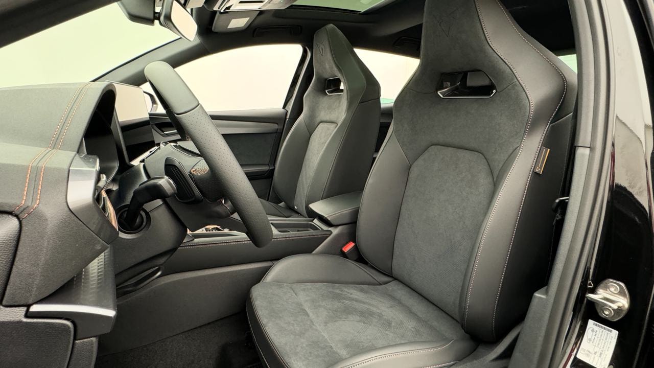 CUPRA LEON 2.0 TSI VZ DSG-image-4
