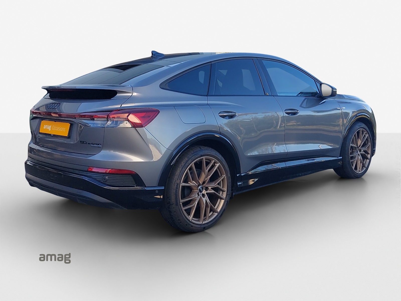 AUDI Q4 Sportback e-tron 50 quattro-image-4