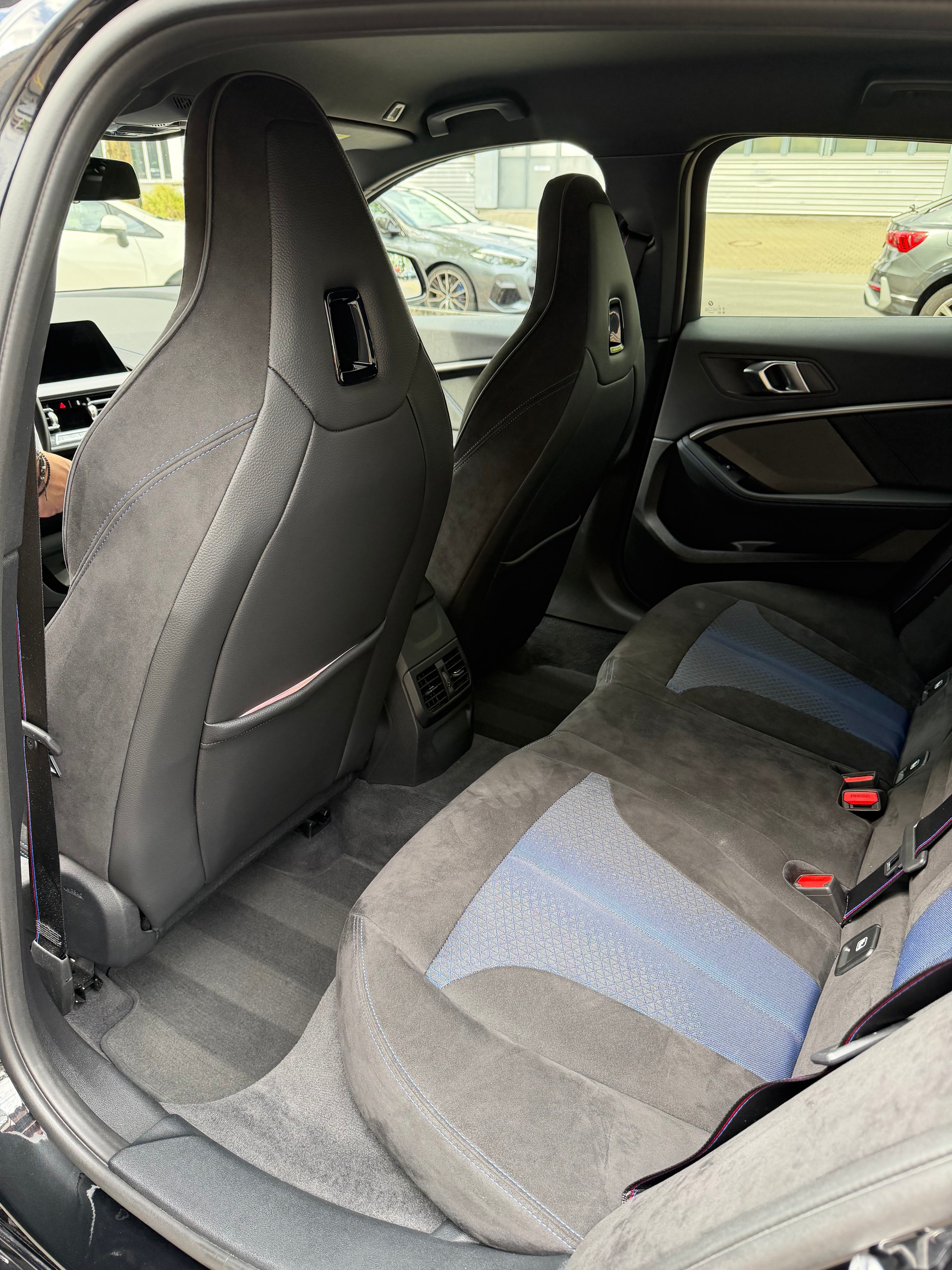 BMW M135i xDrive-image-8