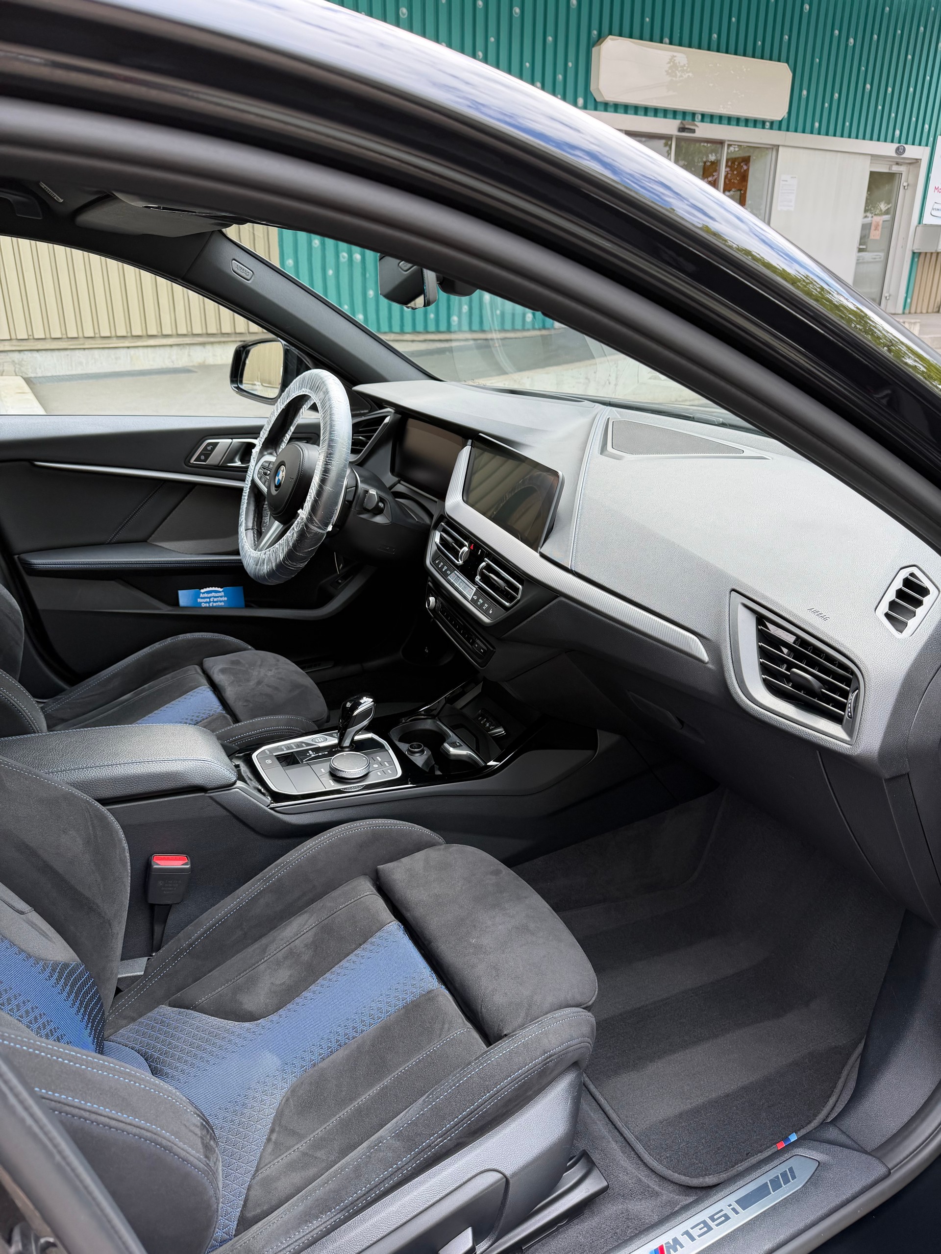 BMW M135i xDrive-image-7