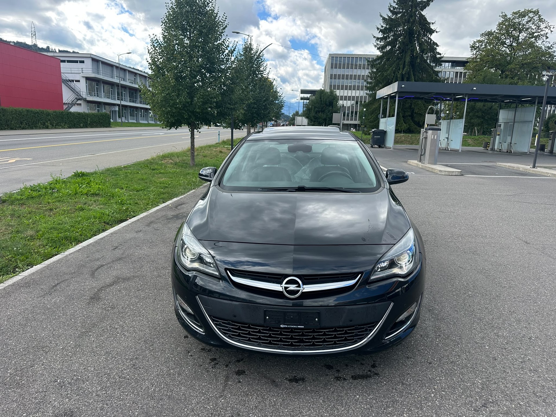 OPEL Astra 1.6i 16V Turbo Cosmo Automatic-image-2