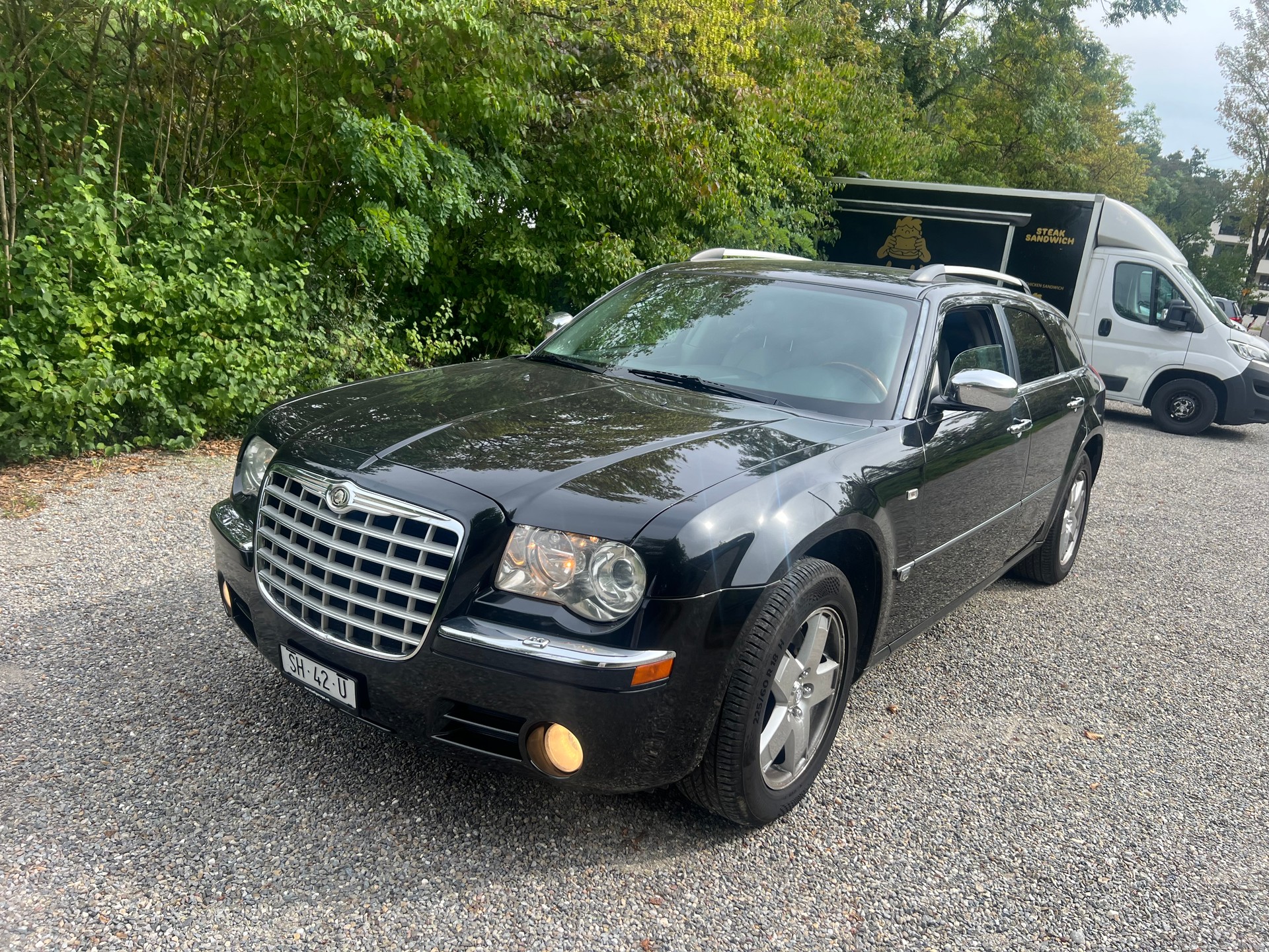 CHRYSLER 300C T 5.7 HEMI V8 AWD-image-2