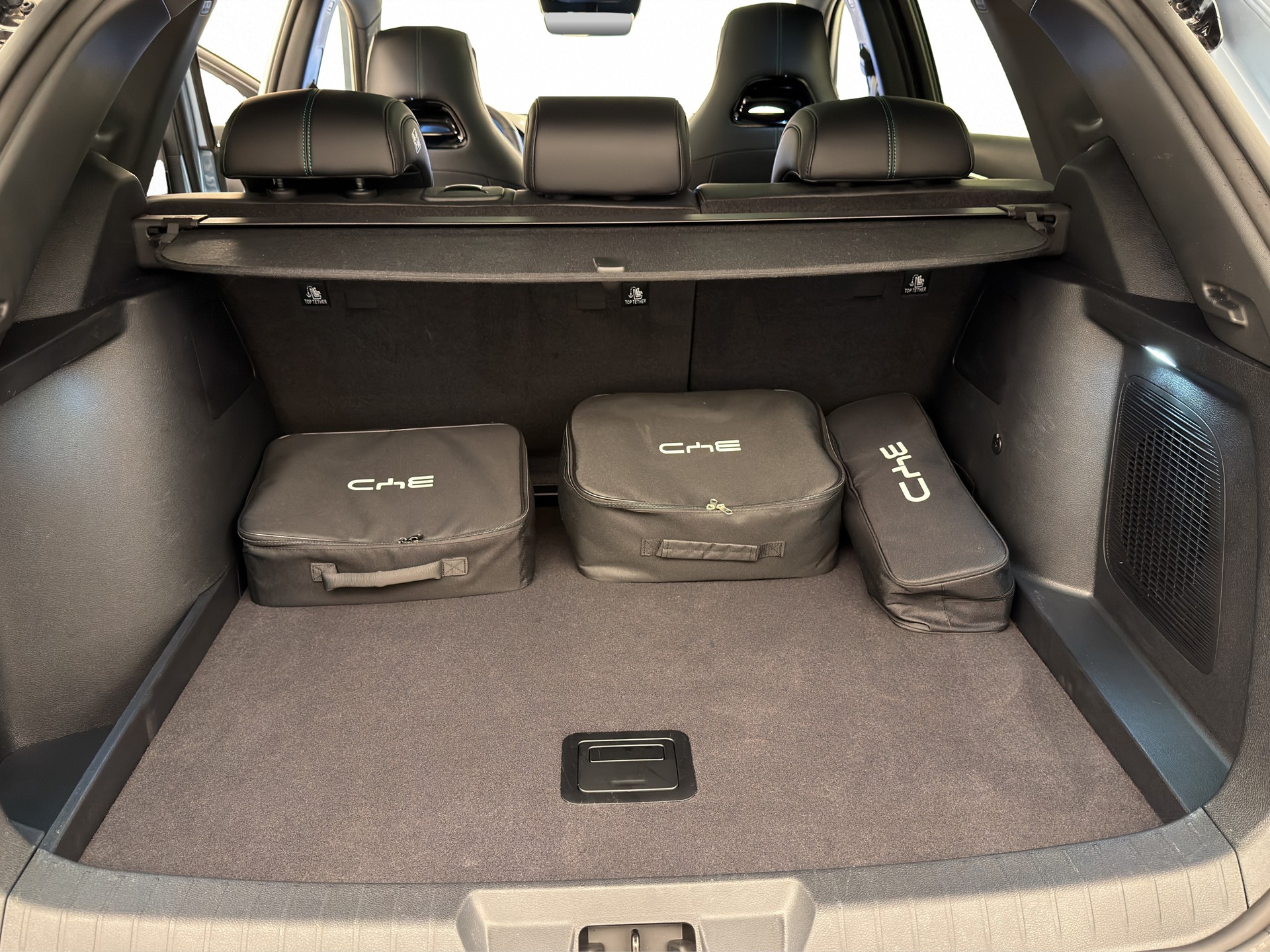 BYD Seal U DM-i Design AWD-image-13
